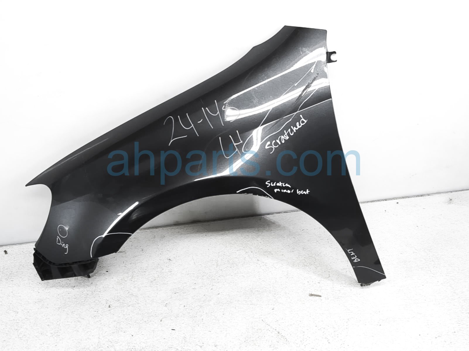 $99 Volkswagen LH FENDER - GREY * $99 Volkswagen LH FENDER - GREY *