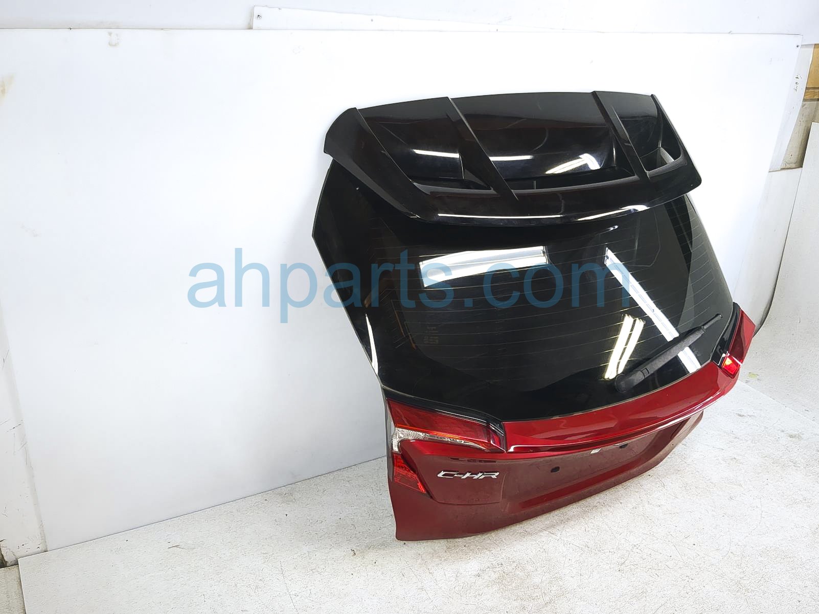 $645 Toyota LIFT GATE / TAIL GATE - RED $645 Toyota LIFT GATE / TAIL GATE - RED