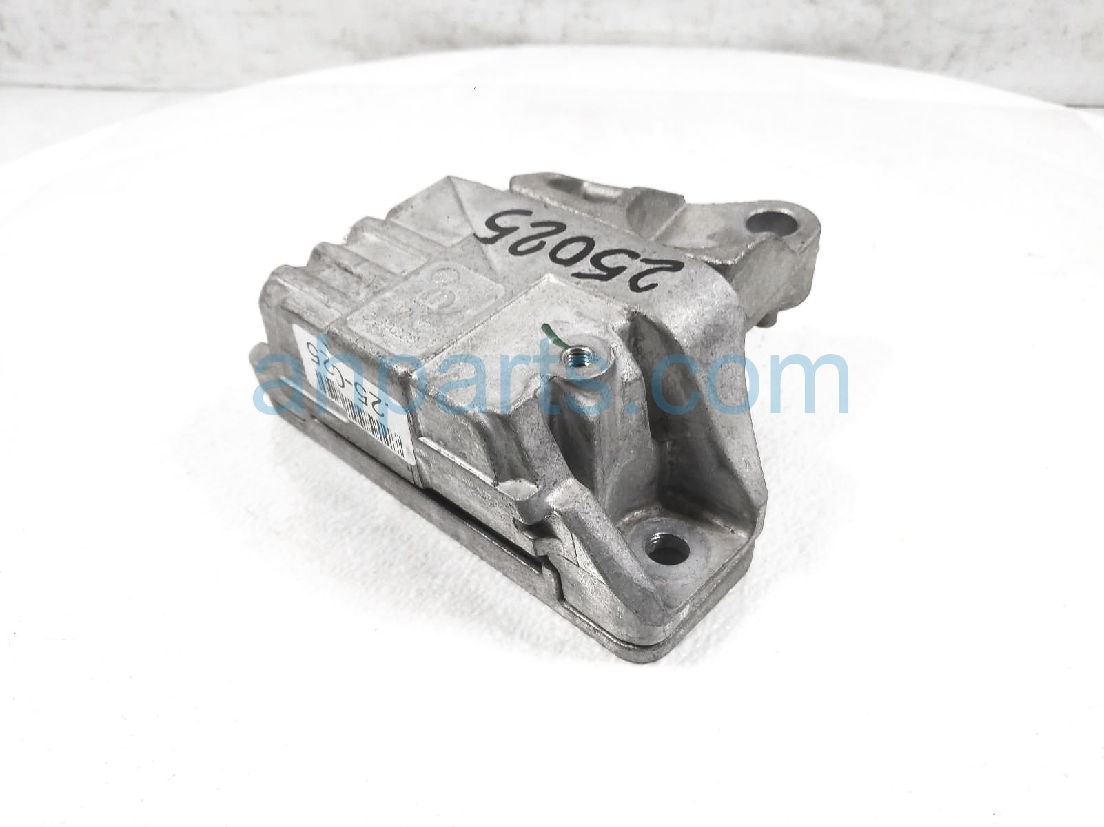 $115 Dodge LH ENGINE MOUNT DAMPER - 2.4 L $115 Dodge LH ENGINE MOUNT DAMPER - 2.4 L