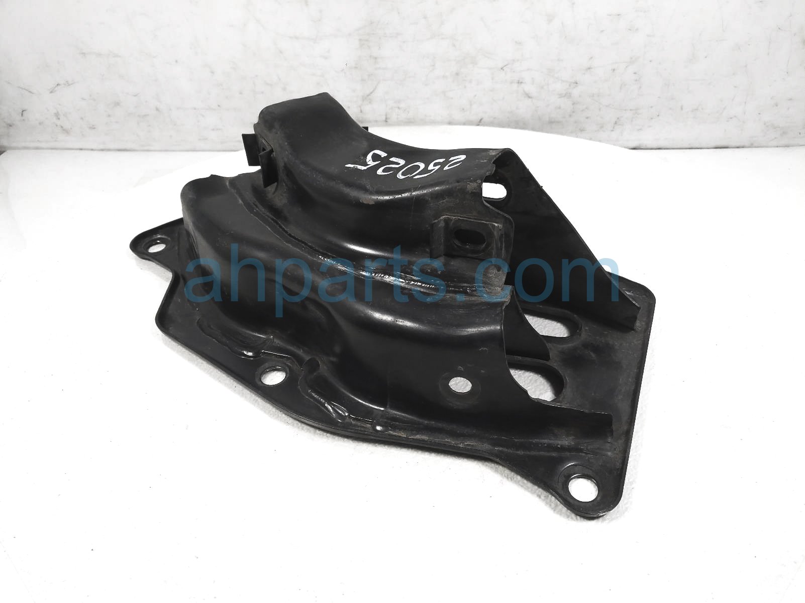 $50 Dodge REAR SUB CROSSMEMBER - 2.4L $50 Dodge REAR SUB CROSSMEMBER - 2.4L