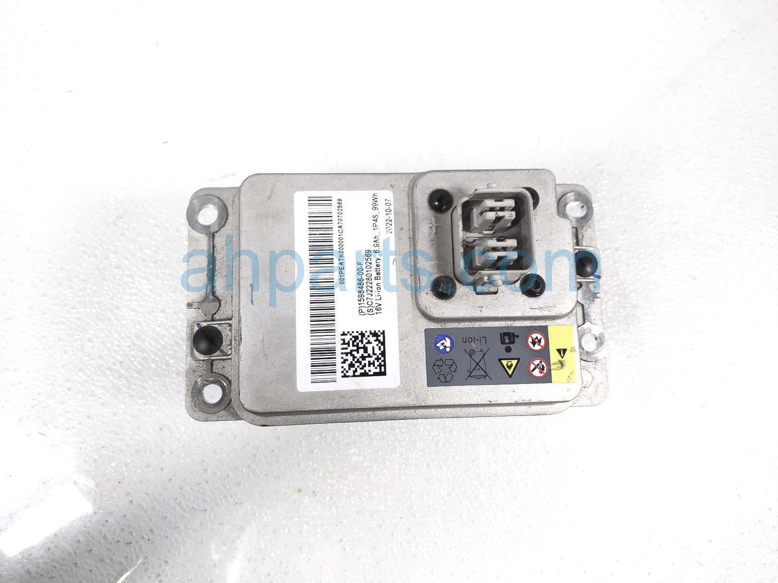 Sold 2023 Tesla Model 3 16v Lithium Ion Low Voltage Battery