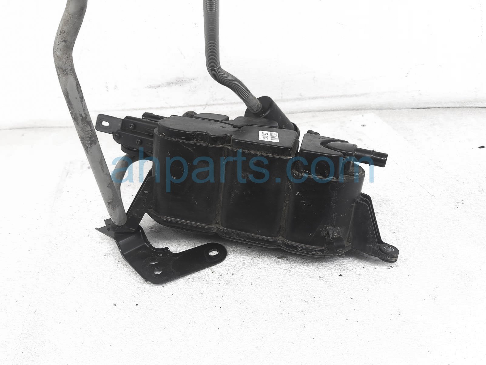 $100 Porsche FUEL VAPOR CHARCOAL CANISTER $100 Porsche FUEL VAPOR CHARCOAL CANISTER