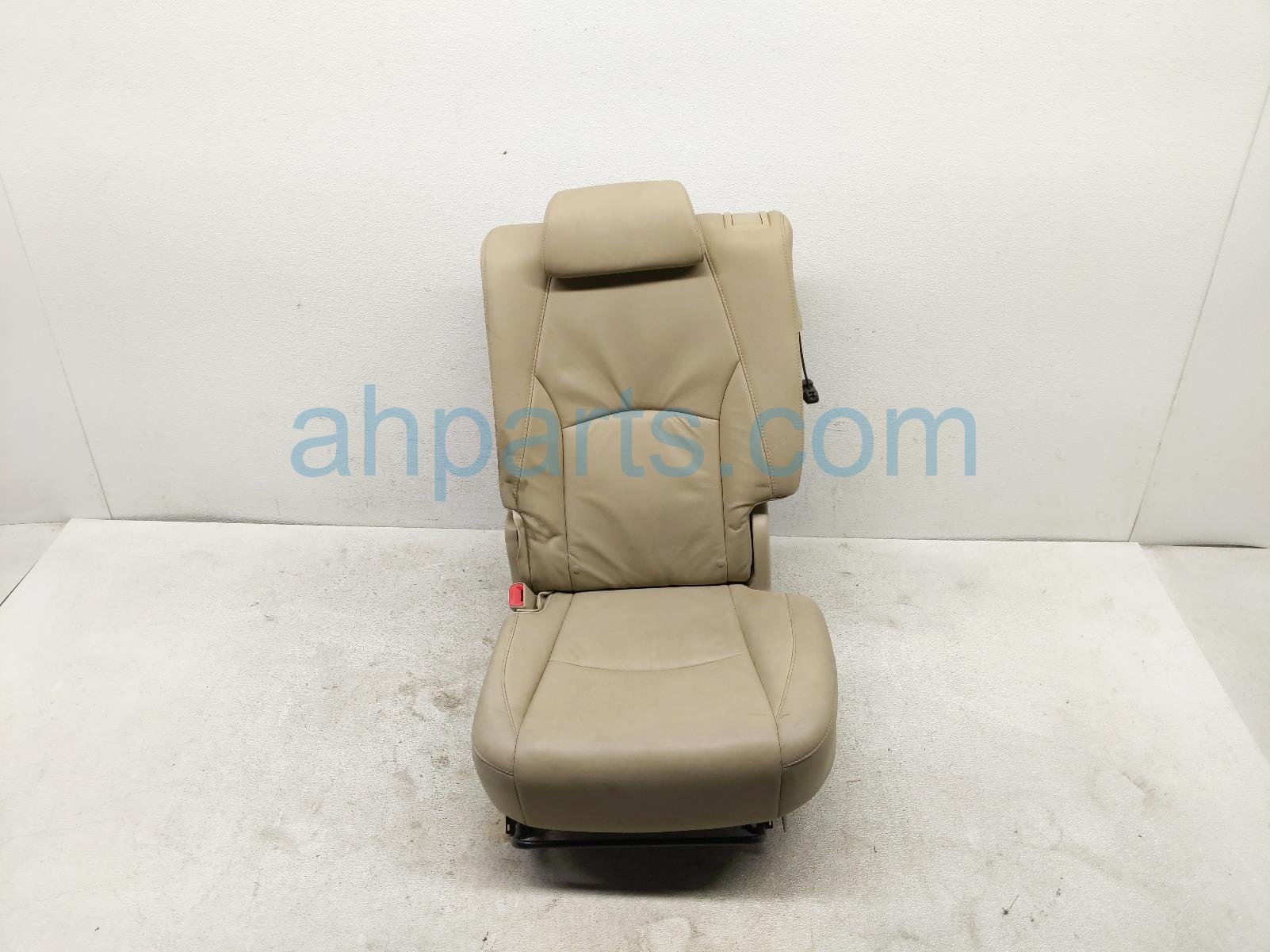 $245 Lexus REAR LH SEAT ASSY - BEIGE LEATHER * $245 Lexus REAR LH SEAT ASSY - BEIGE LEATHER *