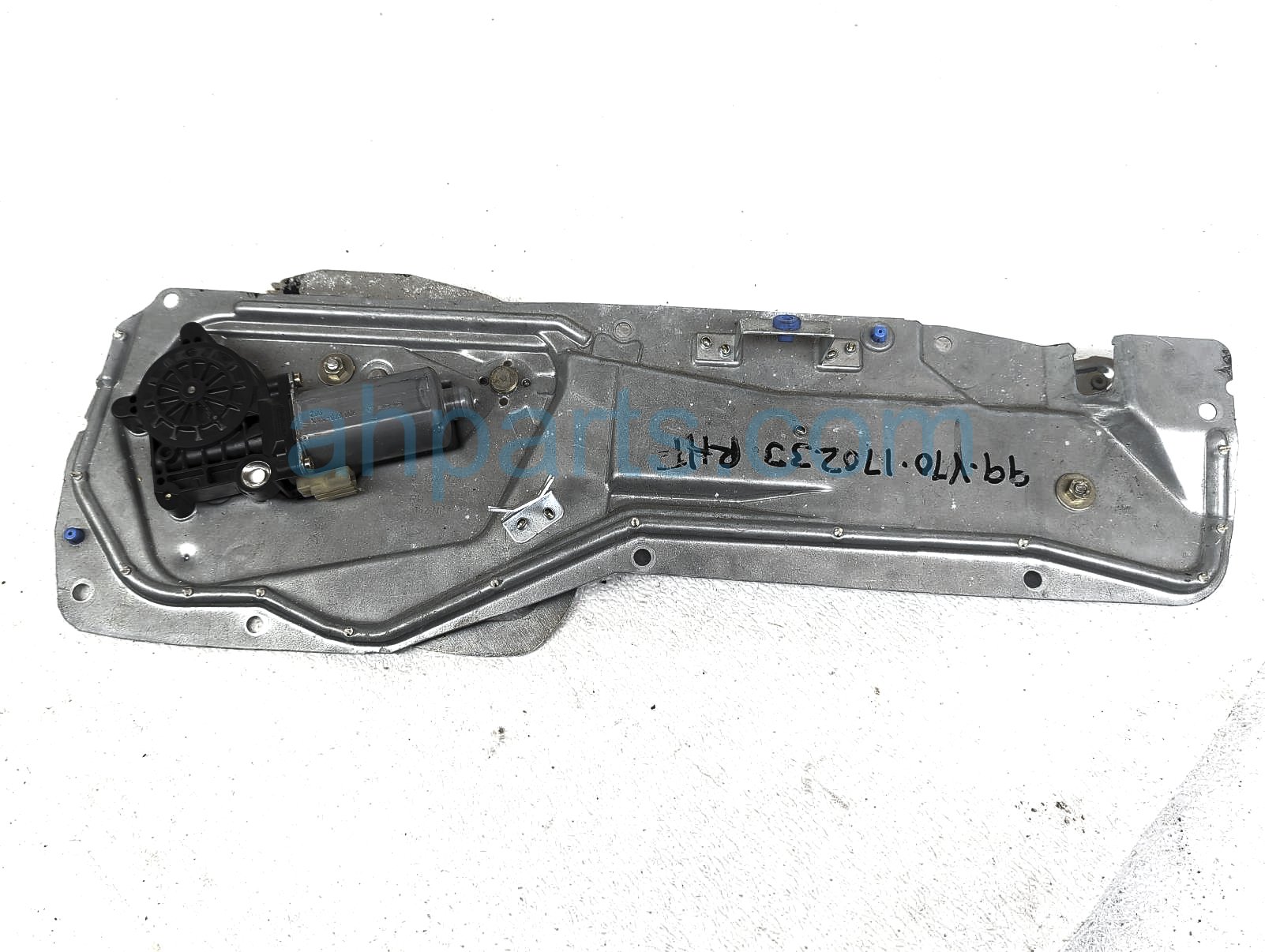 $49 Volvo FR/RH WINDOW REGULATOR & MOTOR $49 Volvo FR/RH WINDOW REGULATOR & MOTOR