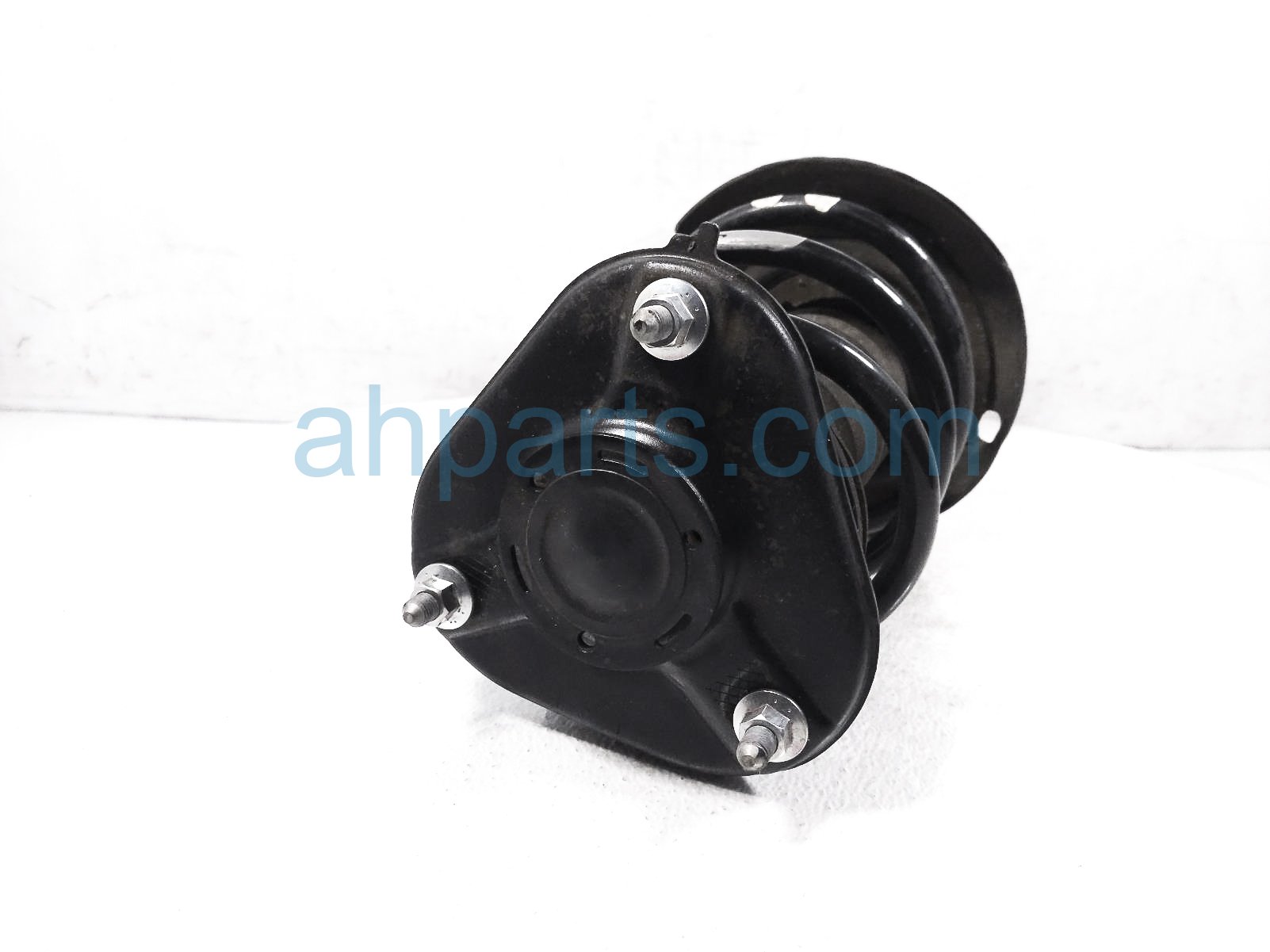 Sold 2024 Toyota Prius Front Passenger Strut + Spring - Xle 48510
