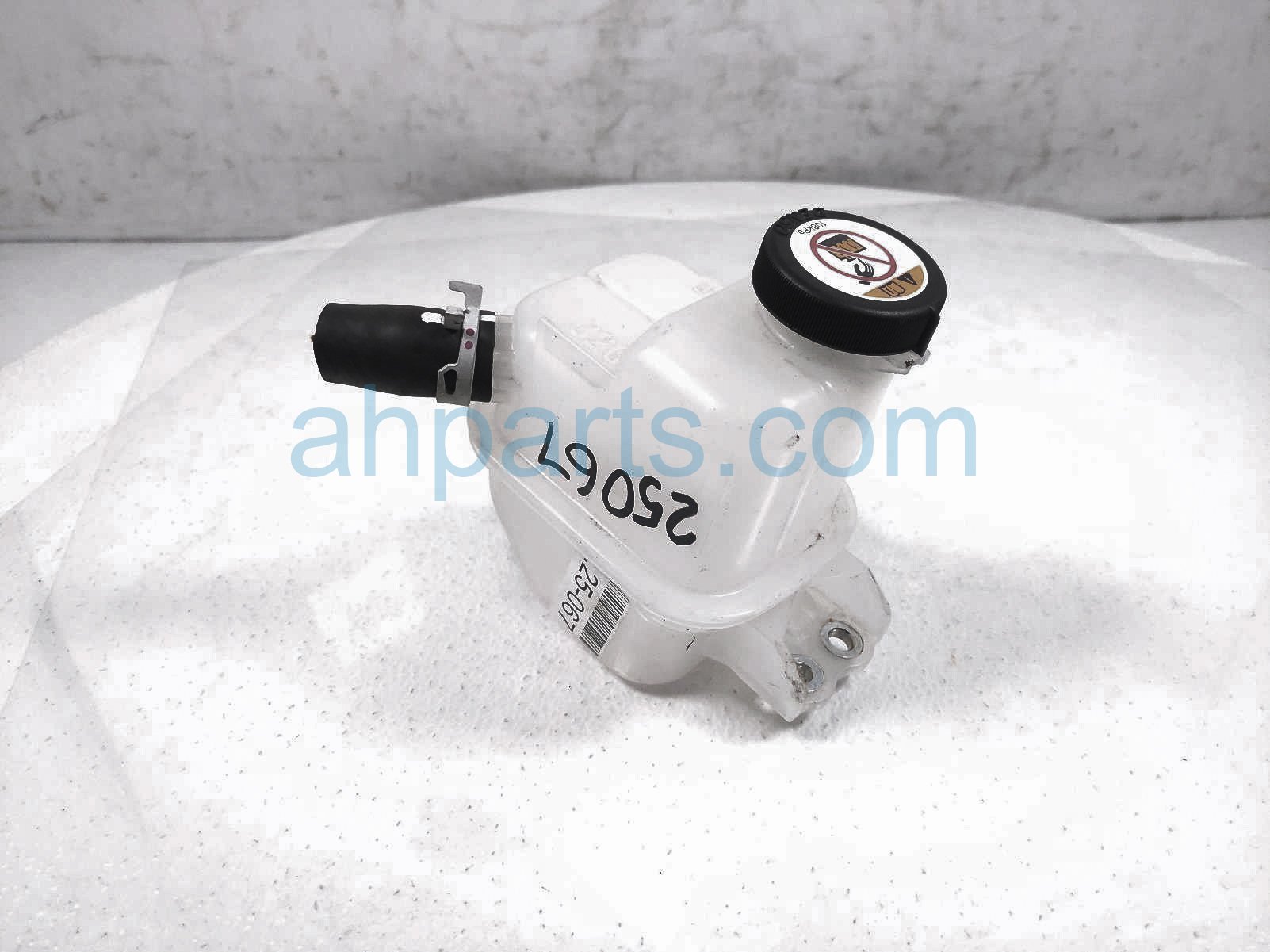 $115 Toyota INVERTER OVERFLOW RESERVOIR $115 Toyota INVERTER OVERFLOW RESERVOIR