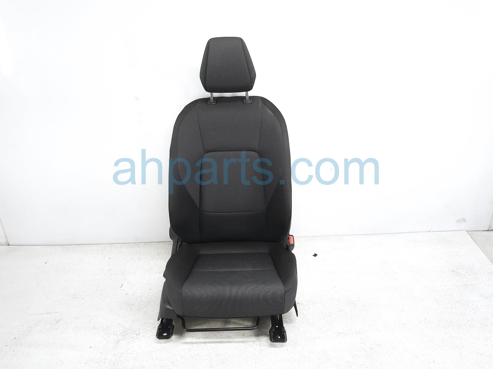 $199 Toyota FR/RH SEAT - BLACK - W/ AIRBAG $199 Toyota FR/RH SEAT - BLACK - W/ AIRBAG