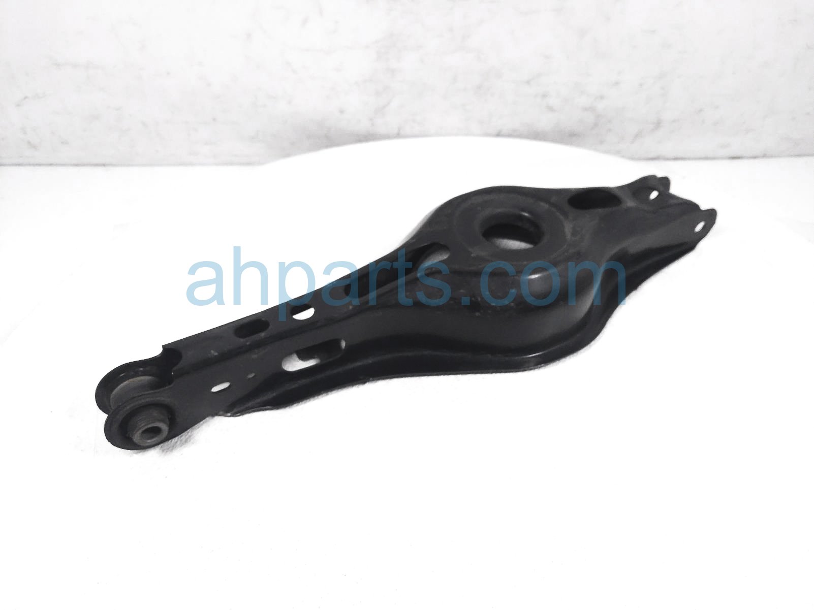 $125 Toyota RR/RH SPRING SEAT CONTROL ARM $125 Toyota RR/RH SPRING SEAT CONTROL ARM