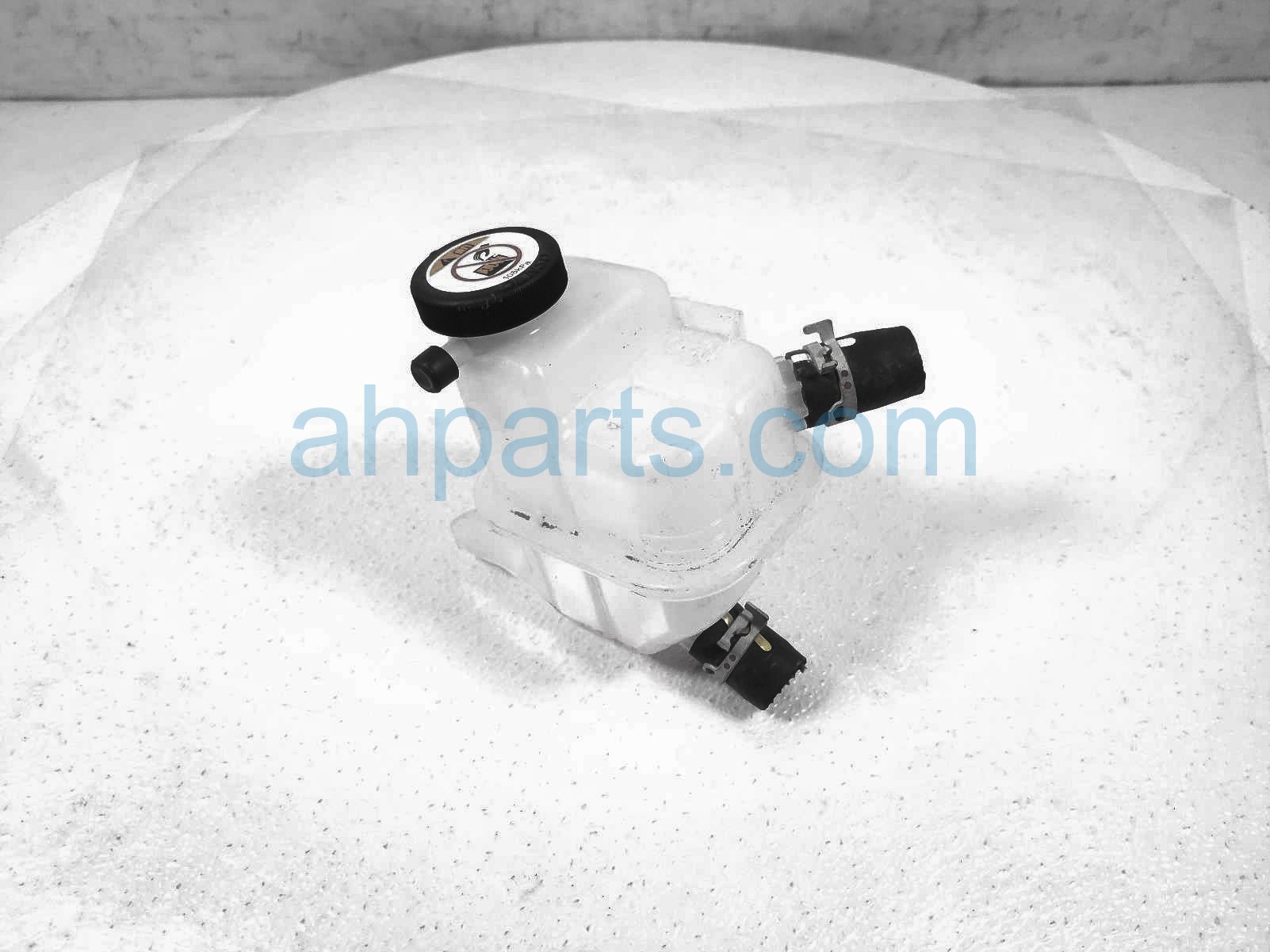 $115 Toyota INVERTER OVERFLOW RESERVOIR $115 Toyota INVERTER OVERFLOW RESERVOIR