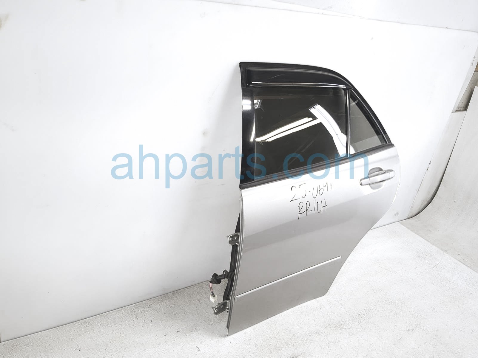 Sold 2001 Lexus Is300 Rear Driver Door - Silver - No Inside Trim
