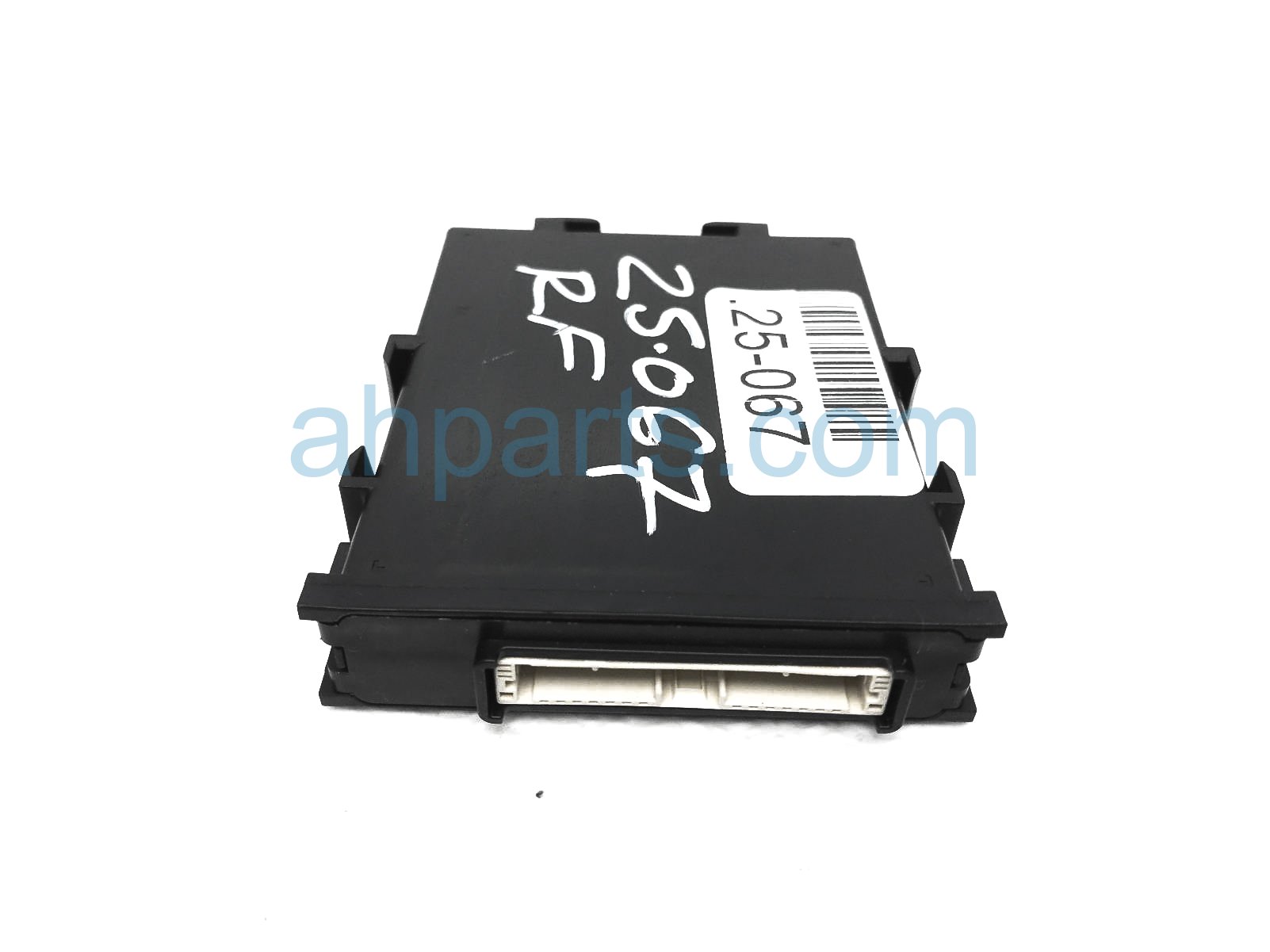 $100 Toyota NETWORK GATEWAY MODULE - XLE AWD $100 Toyota NETWORK GATEWAY MODULE - XLE AWD