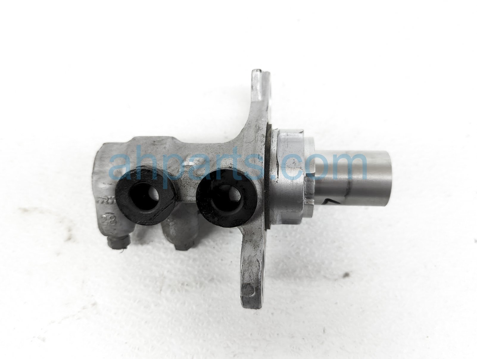 $29 Porsche BRAKE MASTER CYLINDER W/O TANK $29 Porsche BRAKE MASTER CYLINDER W/O TANK