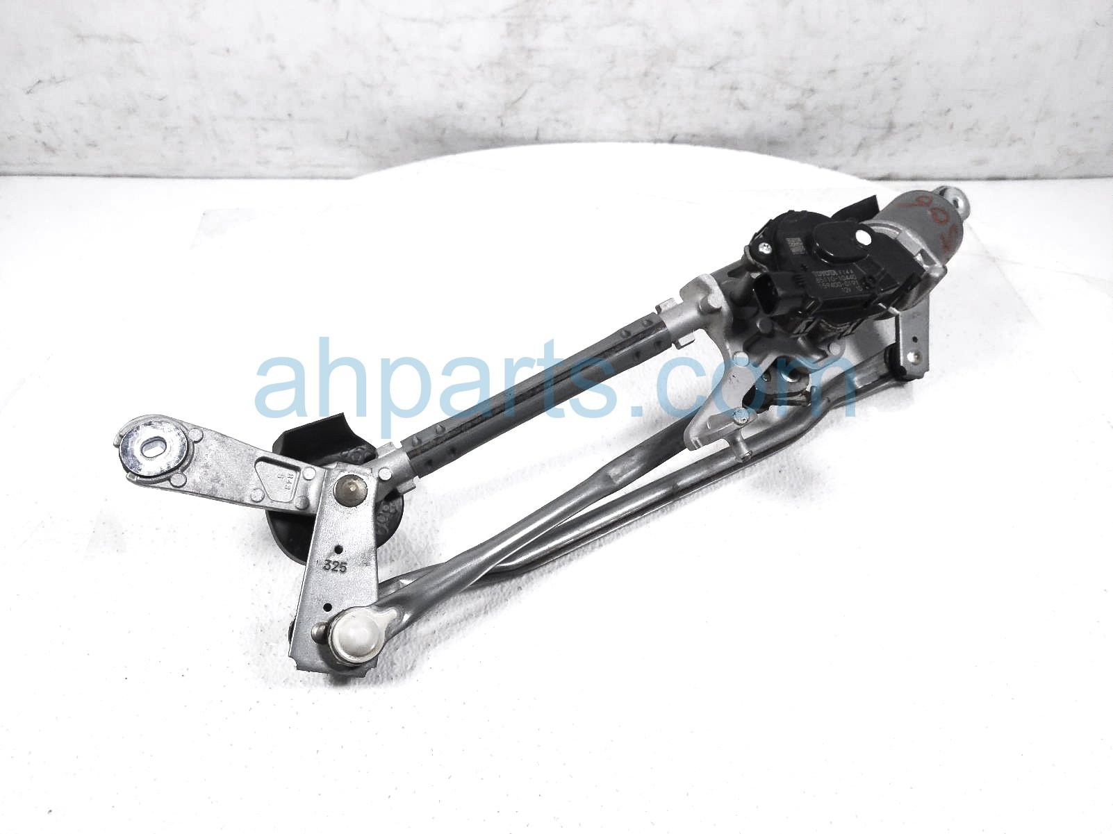 $75 Toyota WINDSHIELD WIPER MOTOR W/ARM ASSY $75 Toyota WINDSHIELD WIPER MOTOR W/ARM ASSY