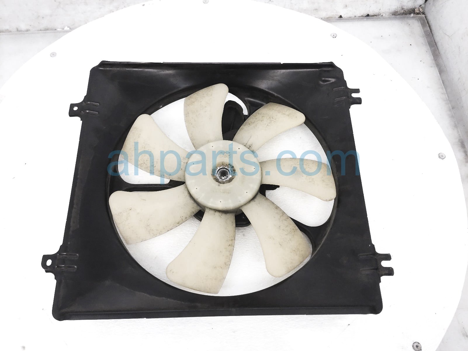 $49 Honda AC CONDENSER FAN ASSEMBLY - 3.5L $49 Honda AC CONDENSER FAN ASSEMBLY - 3.5L