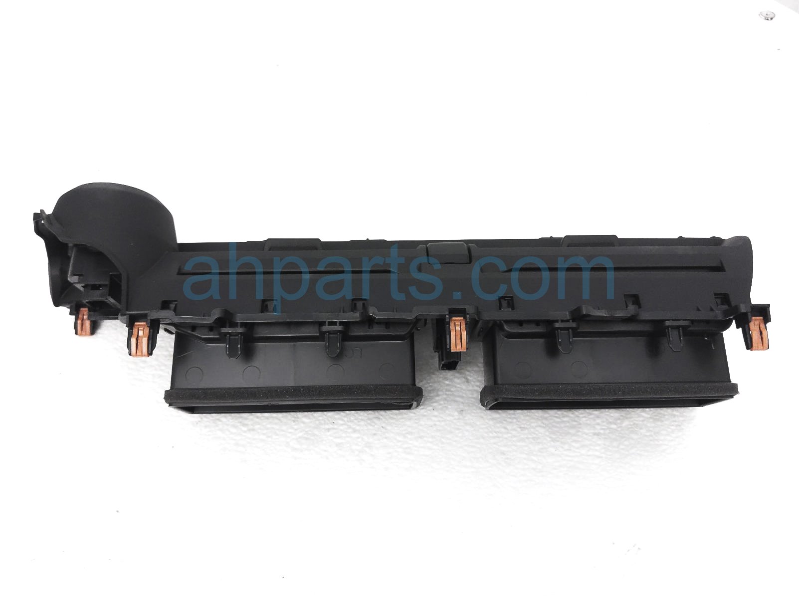 $149 Toyota CENTER DASH AIR VENT OUTLET - XLE $149 Toyota CENTER DASH AIR VENT OUTLET - XLE