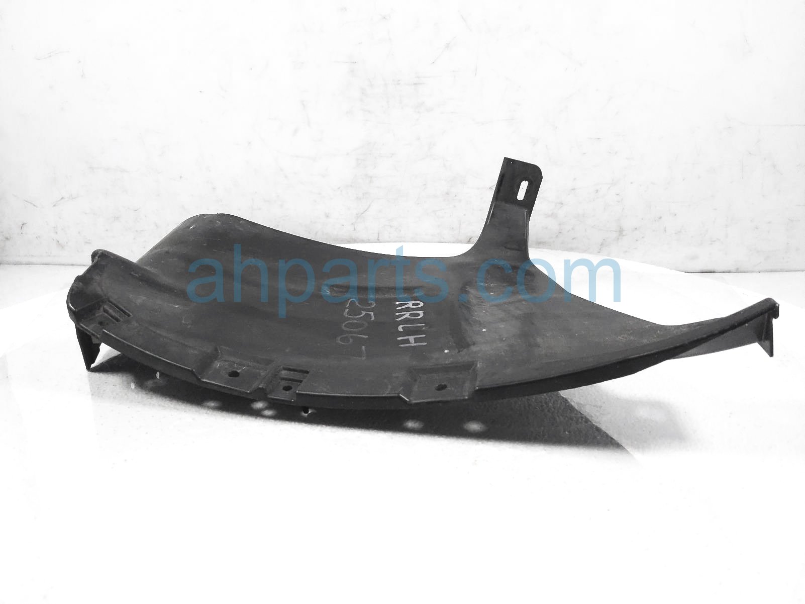 Sold 2024 Toyota Prius Rear Driver Inner Bumper Seal - Xle 52592-47100