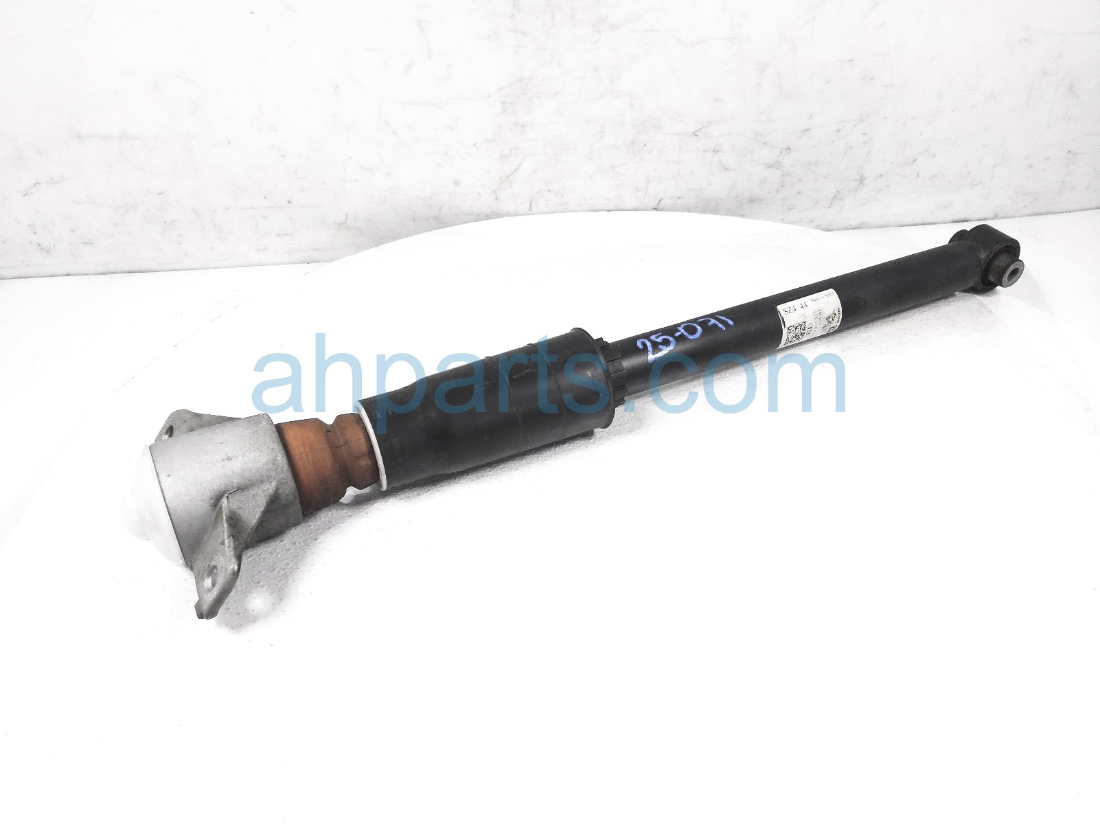 $99 Audi RR/RH SHOCK ABSORBER $99 Audi RR/RH SHOCK ABSORBER