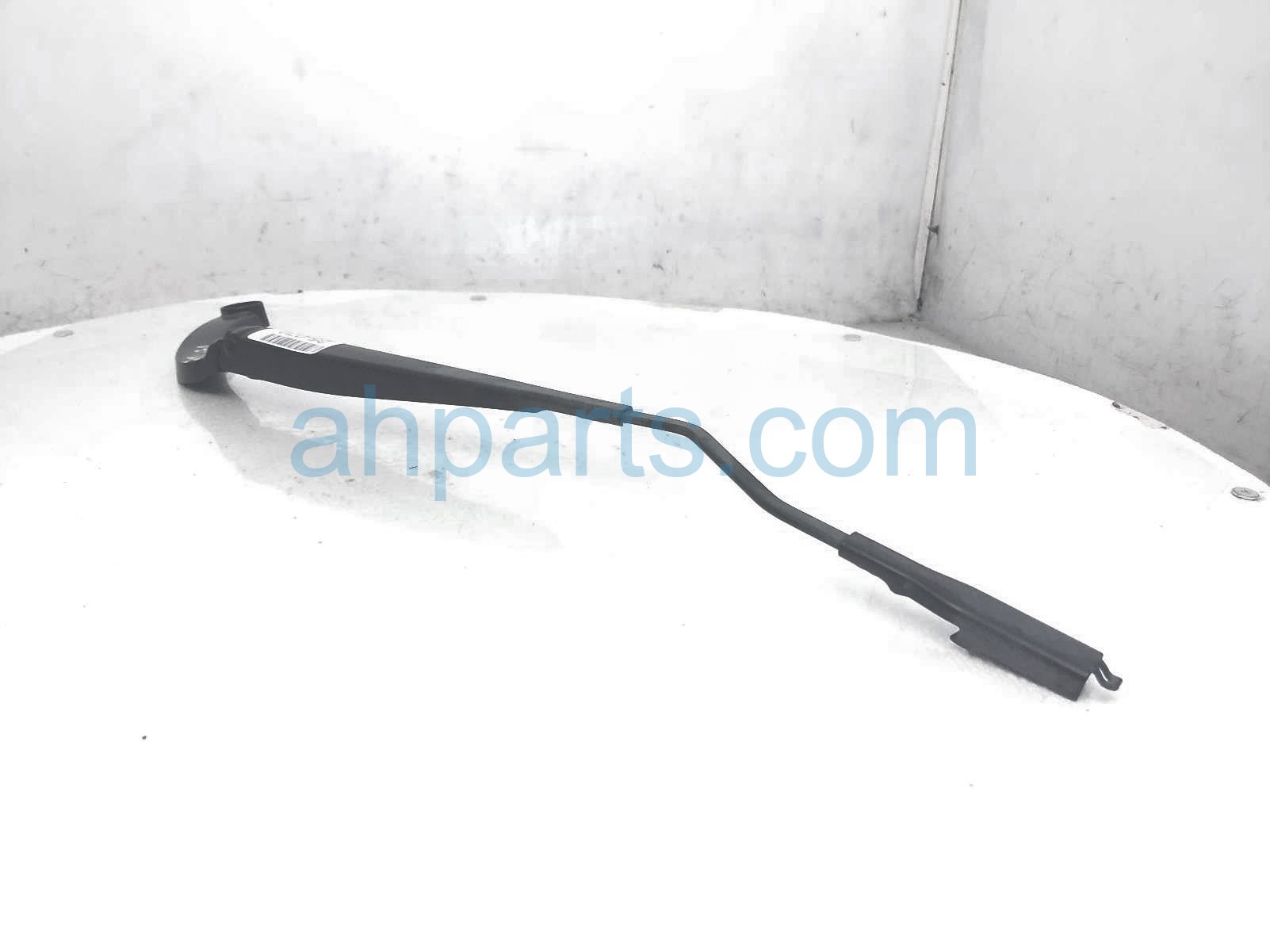 $25 Ford RH WINDSHIELD WIPER ARM $25 Ford RH WINDSHIELD WIPER ARM