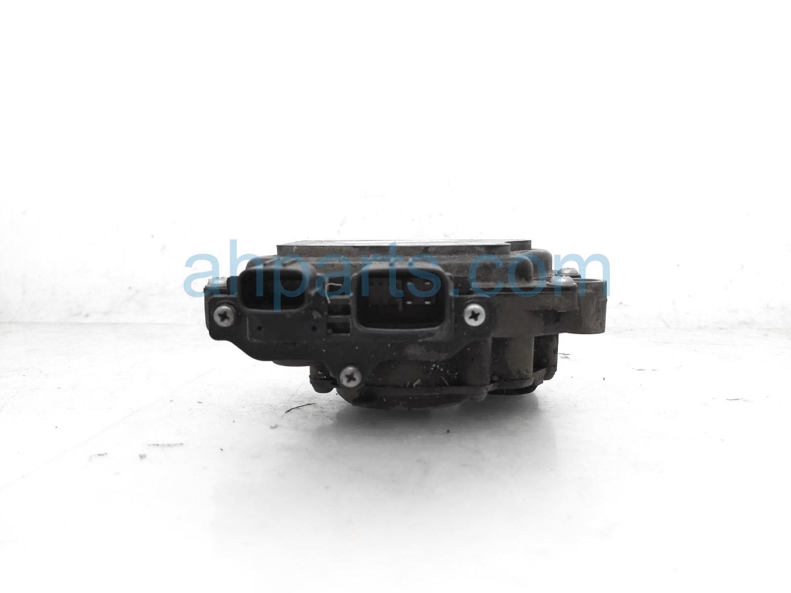 Sold 2024 Toyota Prius Transmission Gear Shift Actuator 35580-52011