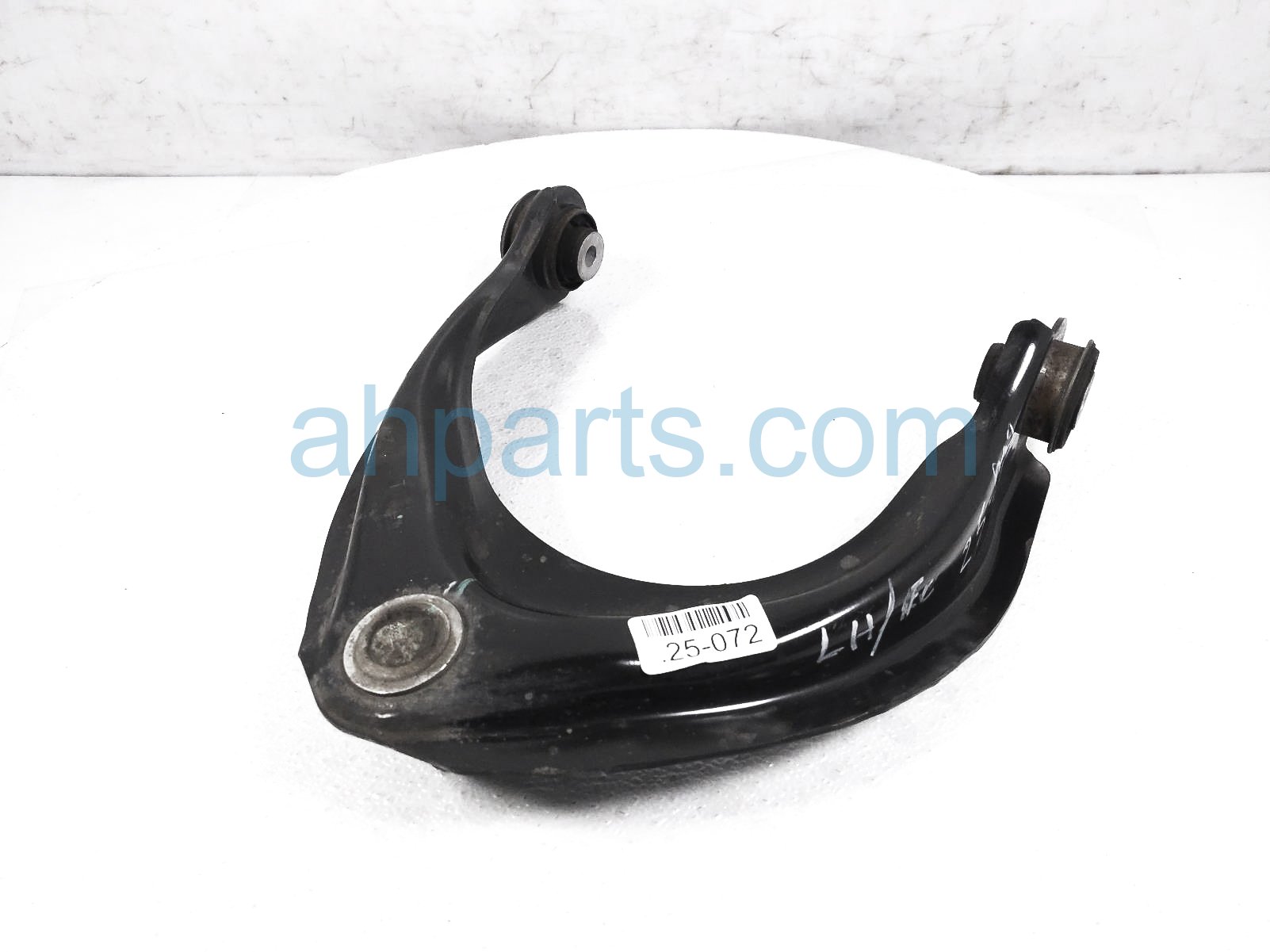 $75 Acura FR/LH UPPER CONTROL ARM $75 Acura FR/LH UPPER CONTROL ARM