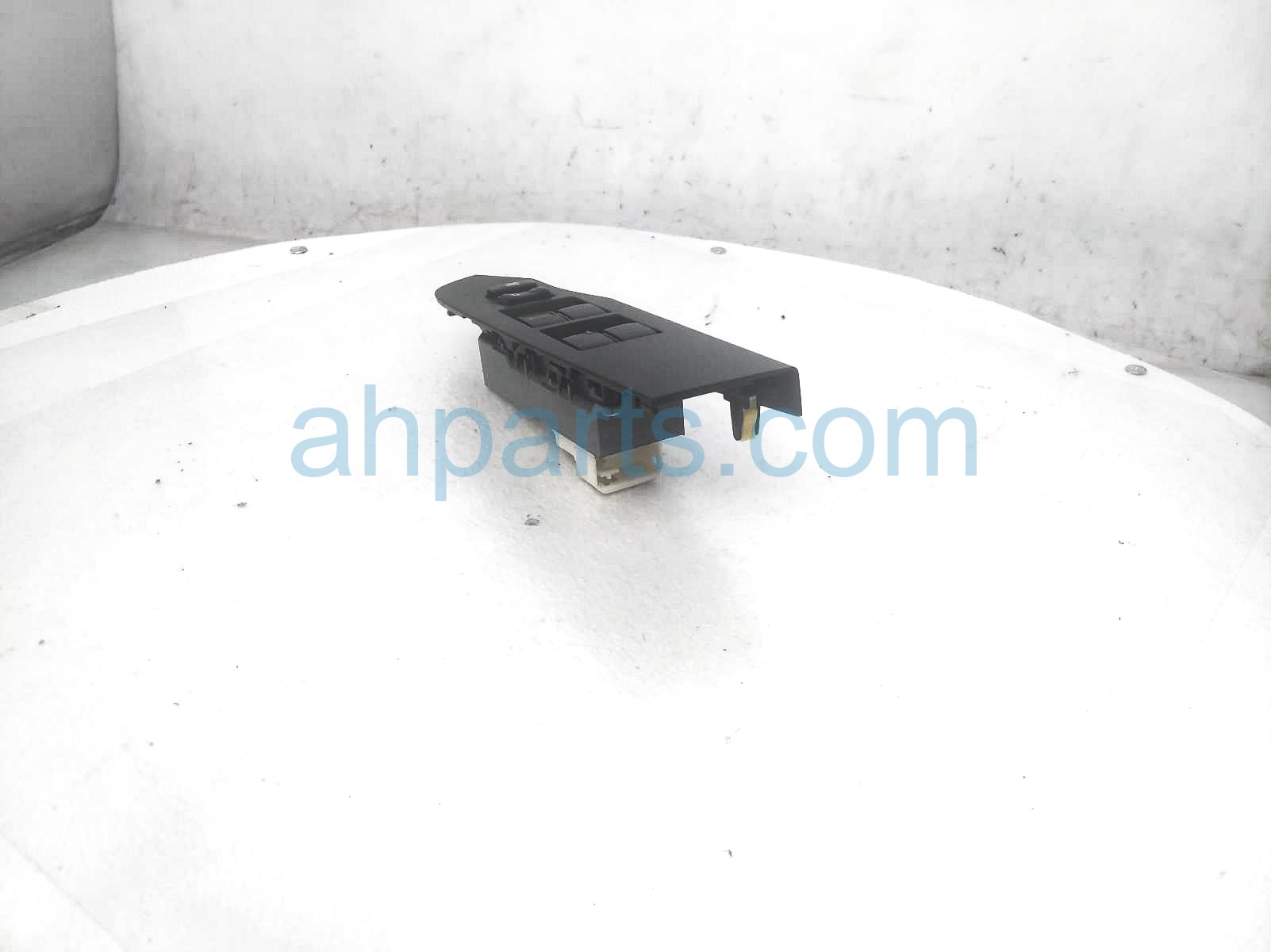 $29 Toyota MASTER WINDOW CONTROL SWITCH $29 Toyota MASTER WINDOW CONTROL SWITCH