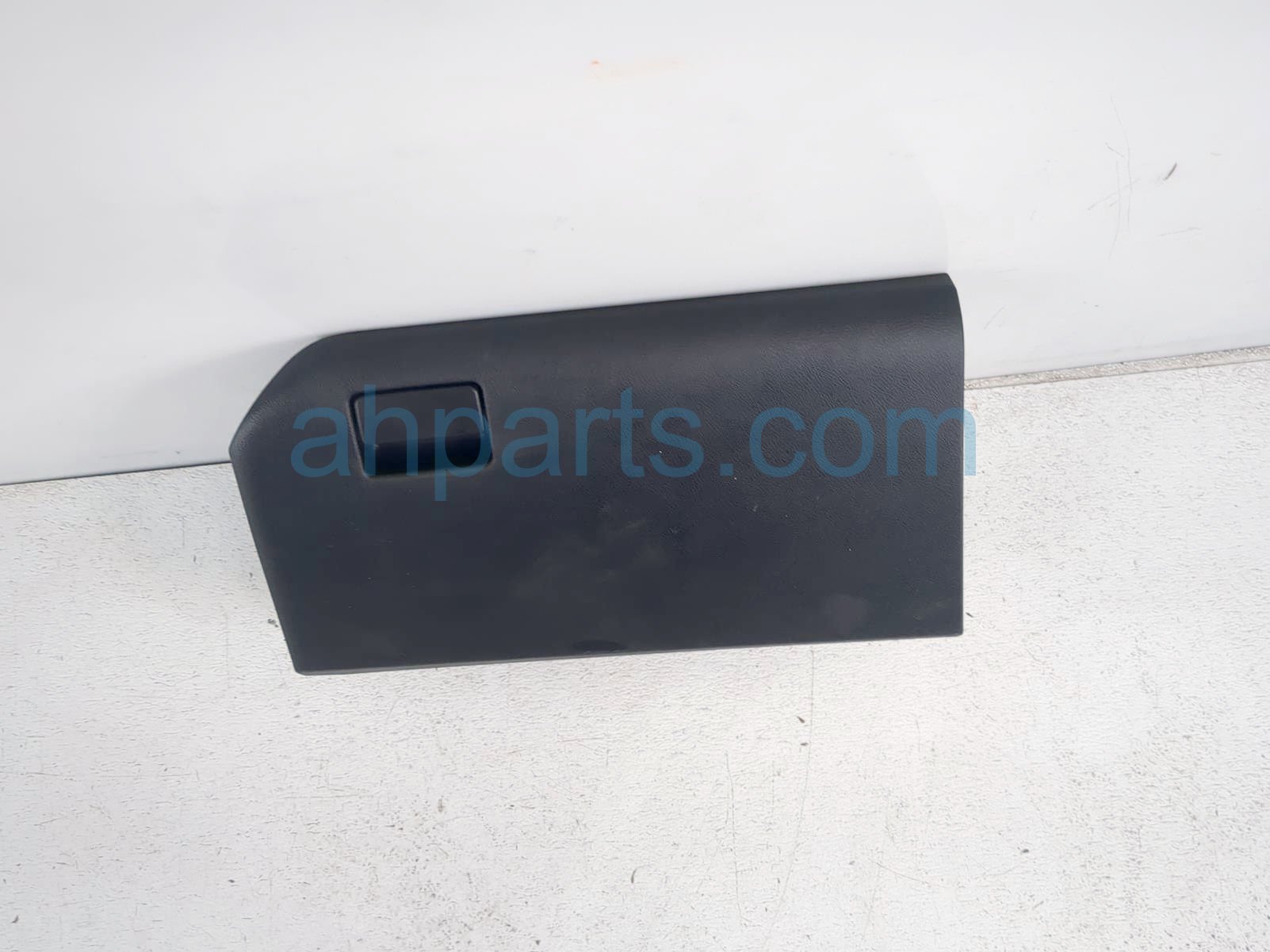 $125 Toyota GLOVE COMPARTMENT BOX - BLACK $125 Toyota GLOVE COMPARTMENT BOX - BLACK