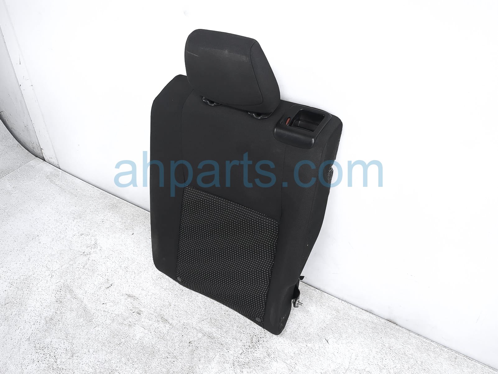 $125 Toyota RR/LH UPPER SEAT CUSHION - BLACK $125 Toyota RR/LH UPPER SEAT CUSHION - BLACK