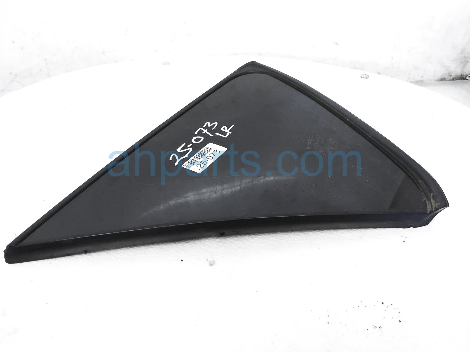 $45 Toyota LH QUARTER WINDOW GLASS $45 Toyota LH QUARTER WINDOW GLASS