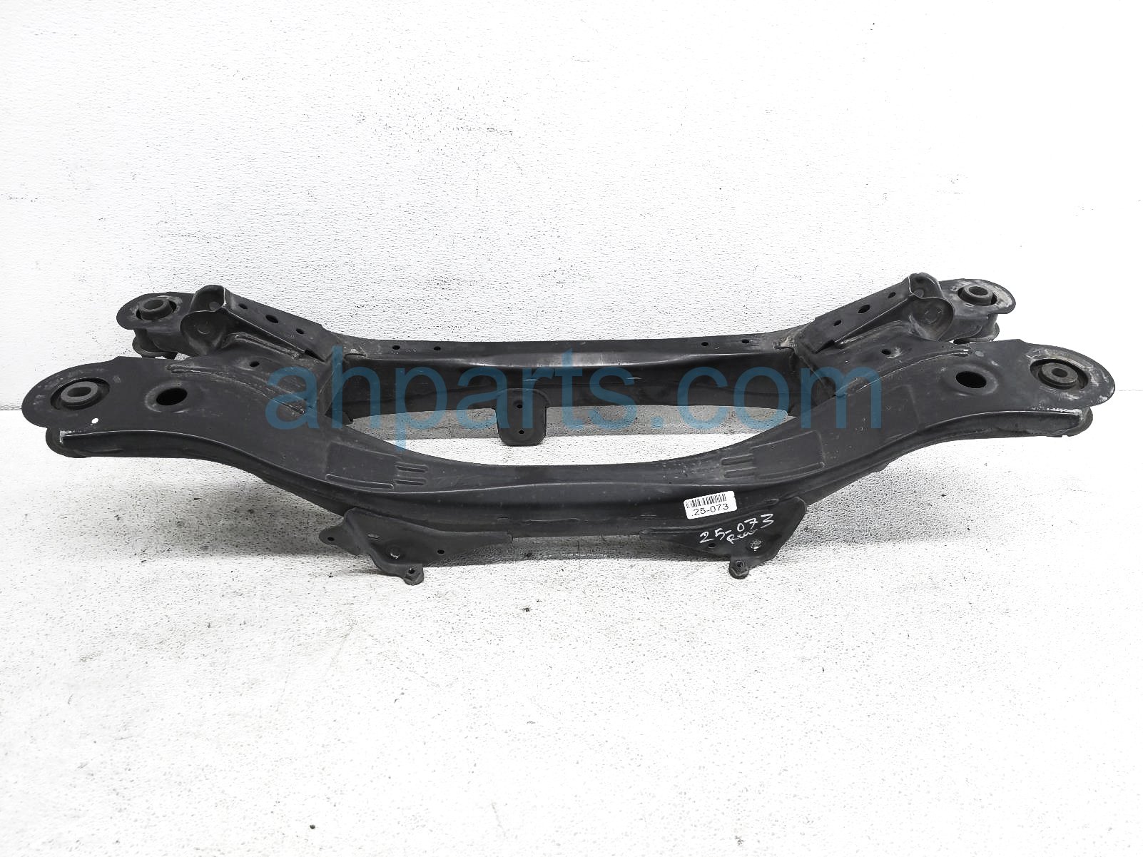 2018 Toyota Corolla Im Crossmember Rear Sub Frame Cradle 51206 75022 