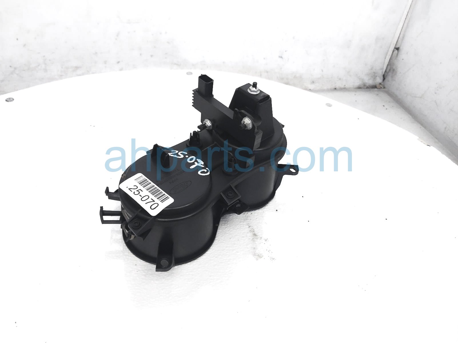 $40 Ford CENTER CONSOLE CUP HOLDER $40 Ford CENTER CONSOLE CUP HOLDER