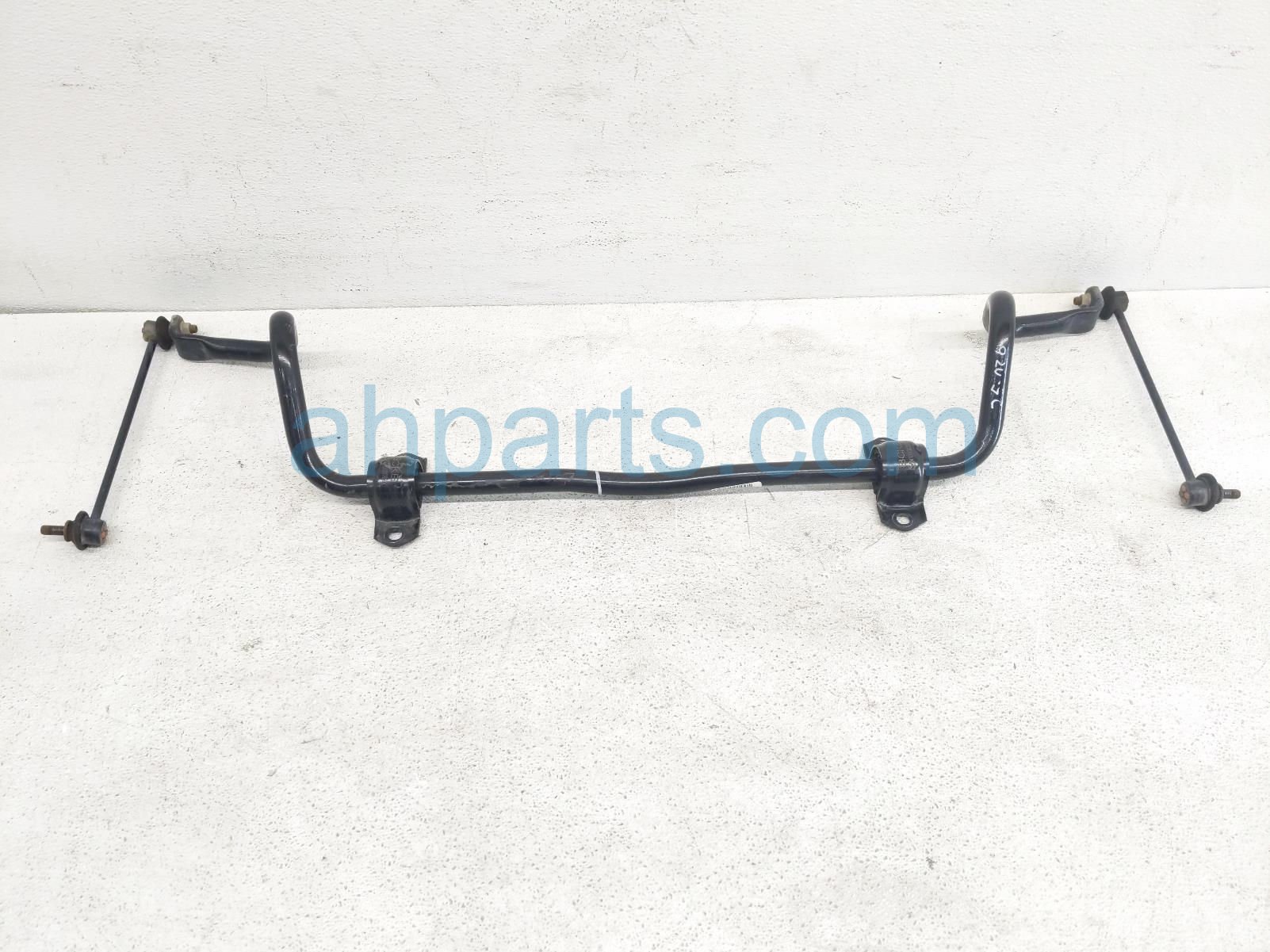 $75 Mazda FRONT STABILIZER / SWAY BAR W/LINKS