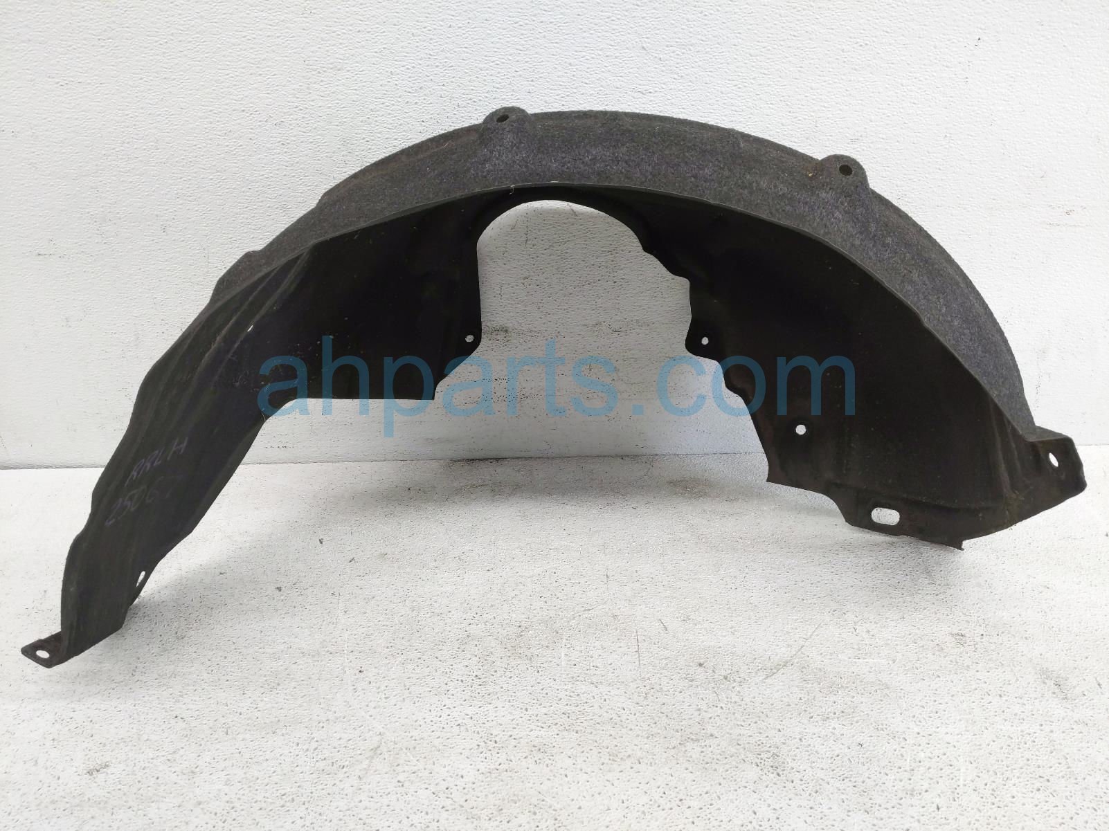 Sold 2024 Toyota Prius Rear Driver Inner Fender Lienr 65638-47070