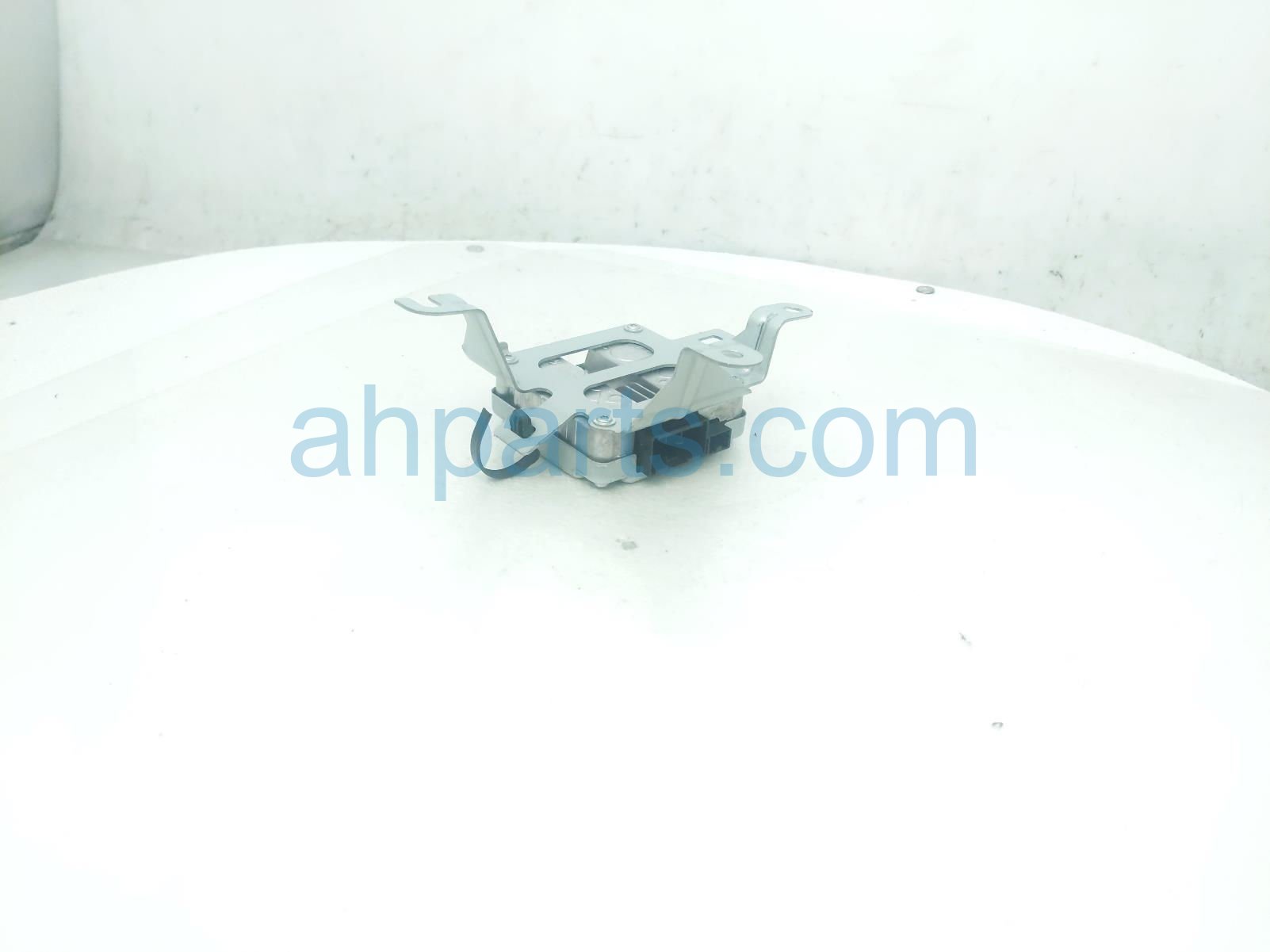 $50 Acura VOLTAGE STABILIZER CONTROL UNIT $50 Acura VOLTAGE STABILIZER CONTROL UNIT