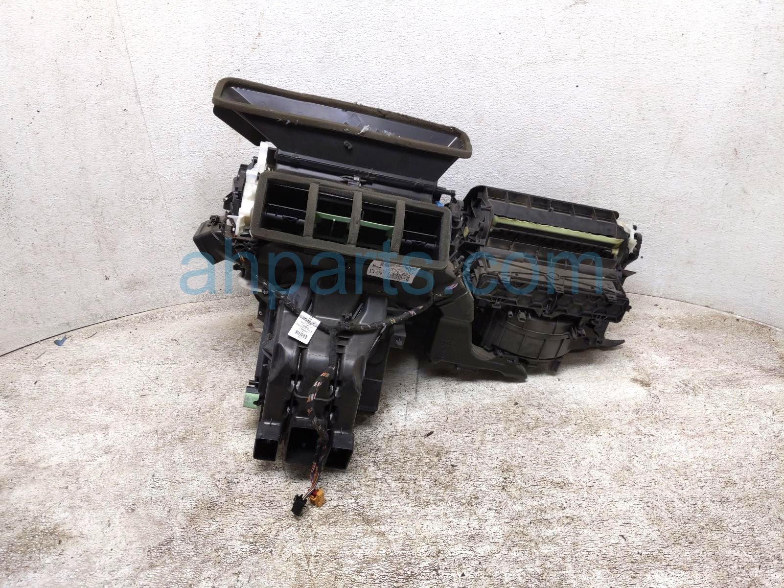 $125 Audi A/C HEATER CORE W/ BLOWER ASSY $125 Audi A/C HEATER CORE W/ BLOWER ASSY