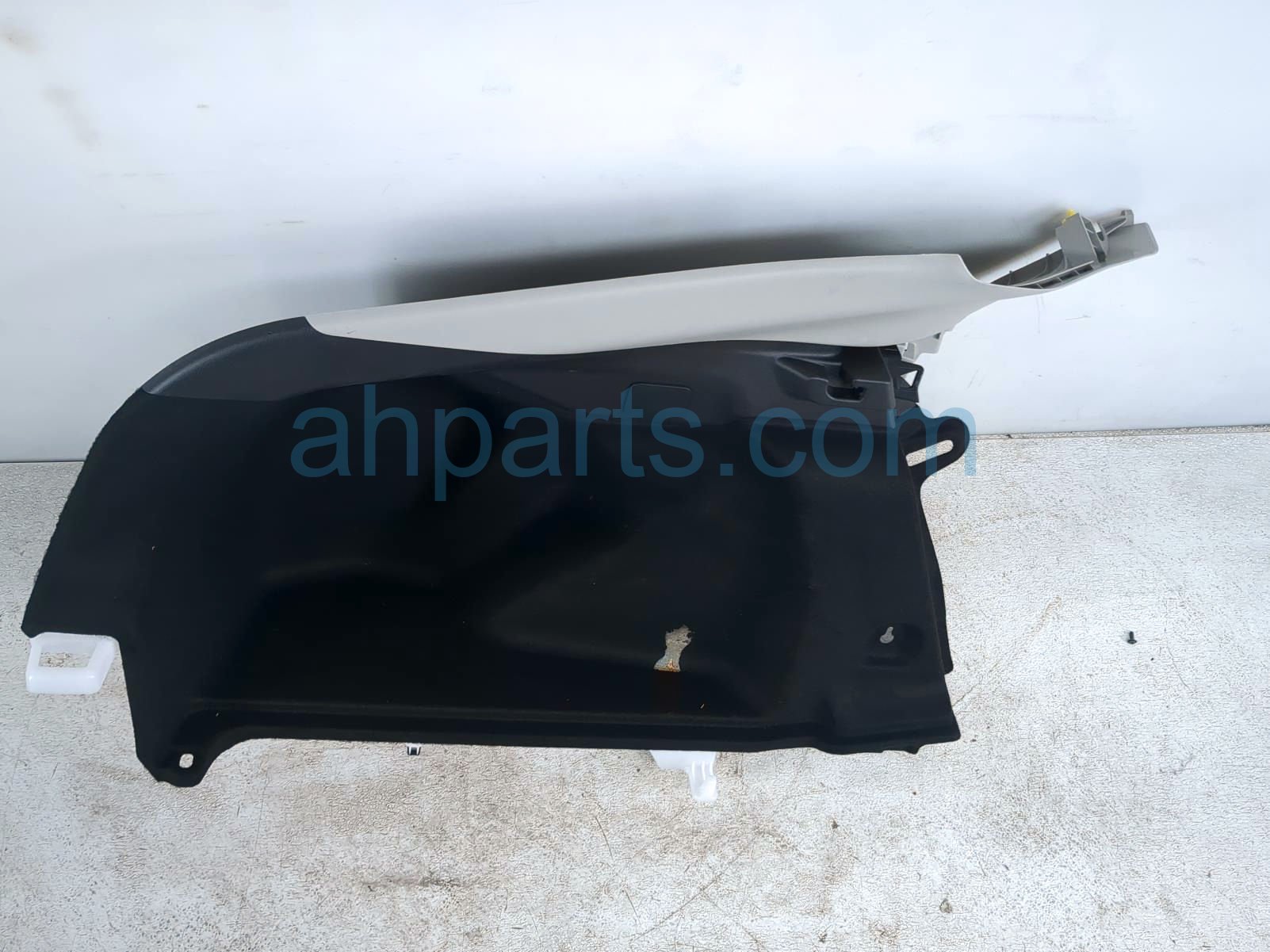 $145 Toyota LH INSIDE QUARTER TRIM PANEL - BLACK $145 Toyota LH INSIDE QUARTER TRIM PANEL - BLACK