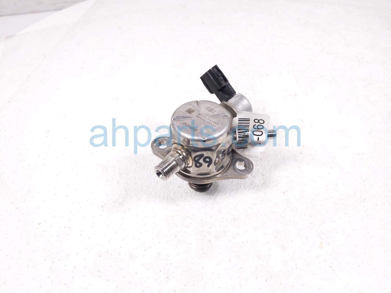$95 Toyota GAS / FUEL PUMP - ENGINE MTD