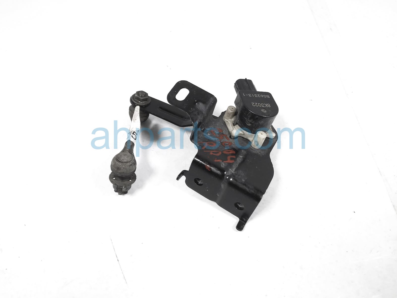 $45 Lexus RR/LH SUSPENSION HEIGHT LEVEL SENSOR $45 Lexus RR/LH SUSPENSION HEIGHT LEVEL SENSOR