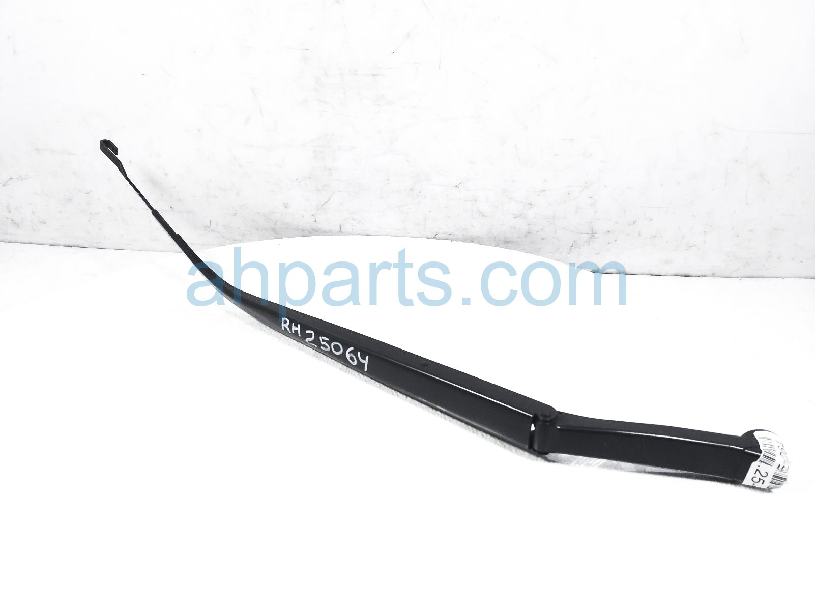 $40 Toyota RH WINDSHIELD WIPER ARM $40 Toyota RH WINDSHIELD WIPER ARM