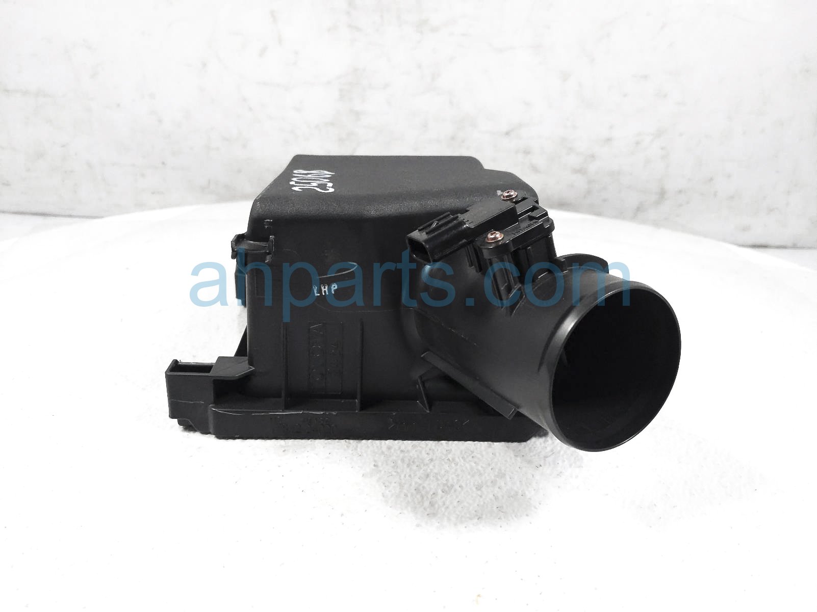 Sold 2024 Toyota Prius Intake Upper Airbox Lid + Mass Airflow ** 17812 ...