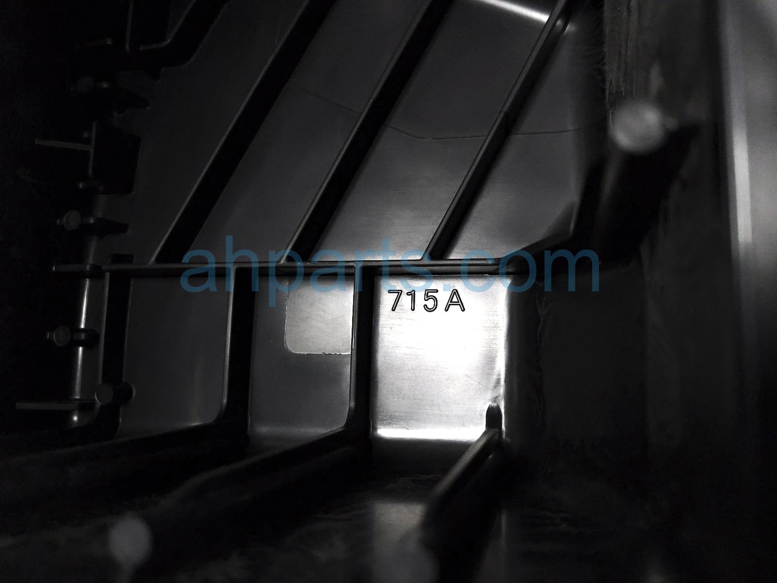 Sold 2024 Toyota Prius Intake Upper Airbox Lid + Mass Airflow ** 17812 ...