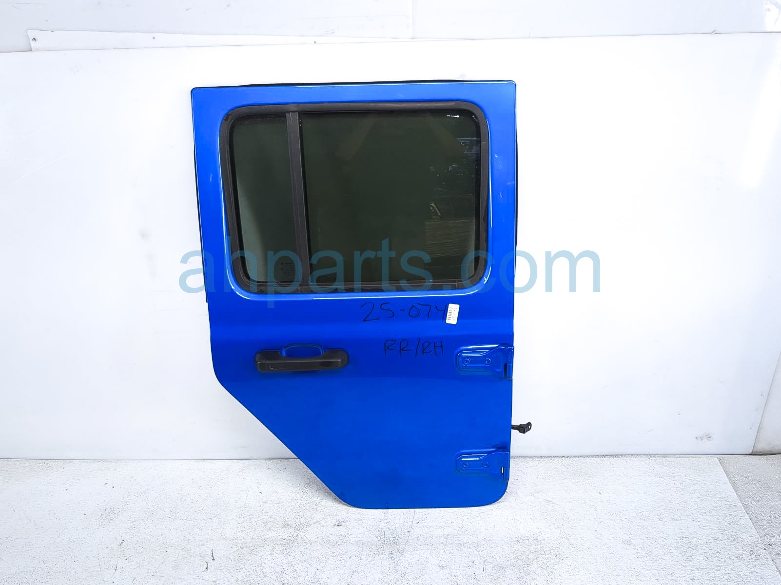 $699 Jeep RR/RH DOOR - BLUE - NO INSIDE TRIM $699 Jeep RR/RH DOOR - BLUE - NO INSIDE TRIM