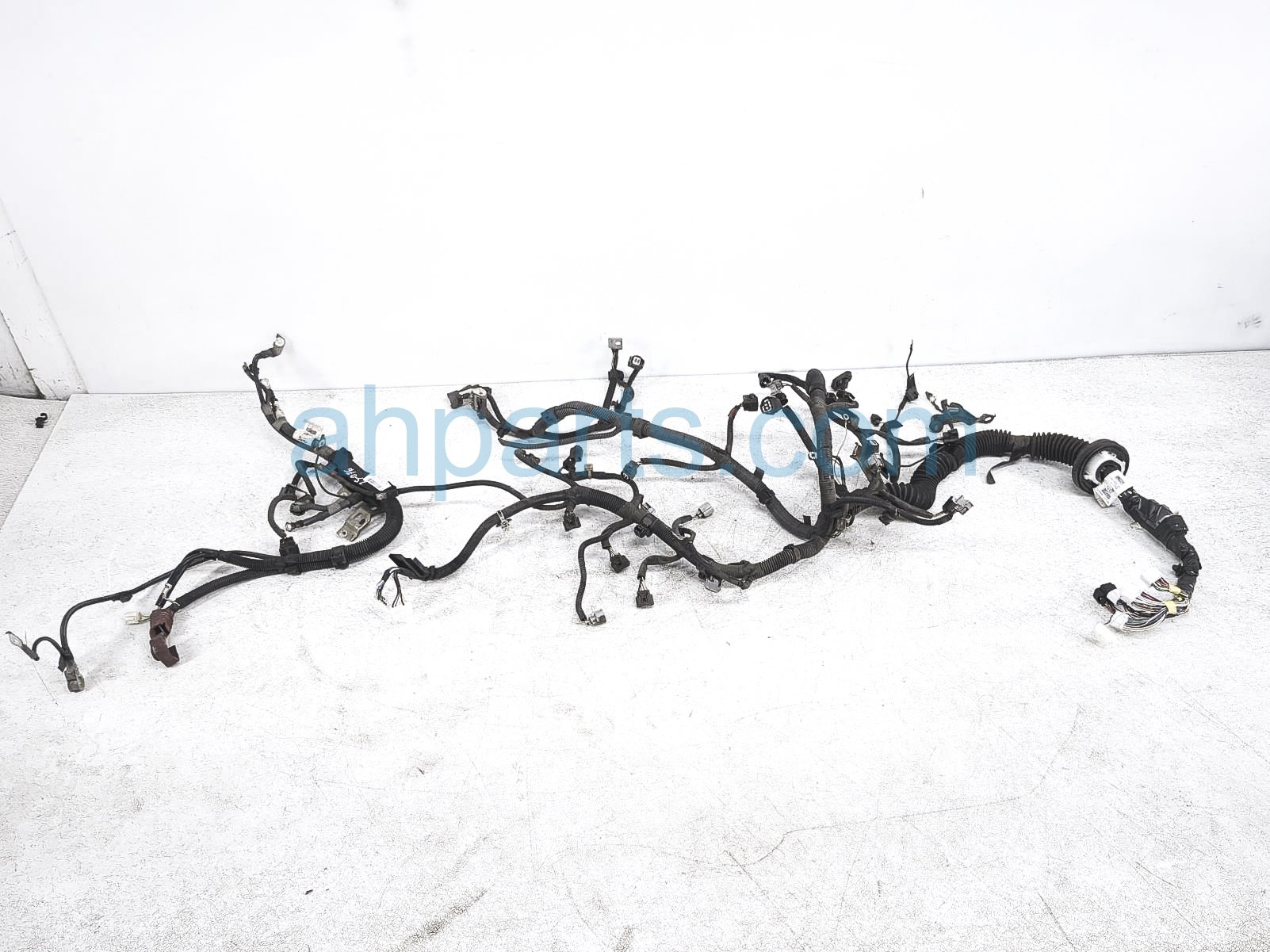 $250 Toyota MAIN ENGINE WIRE HARNESS - 4.0L 4X2 $250 Toyota MAIN ENGINE WIRE HARNESS - 4.0L 4X2