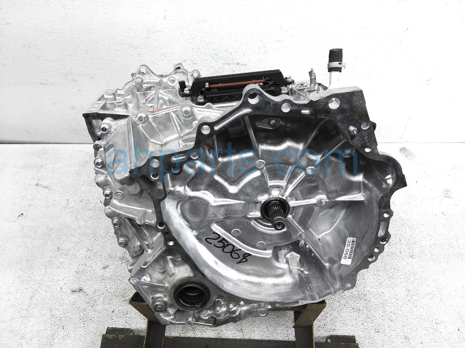 $1725 Toyota TRANSMISSION - LE - 241 MILES - FWD