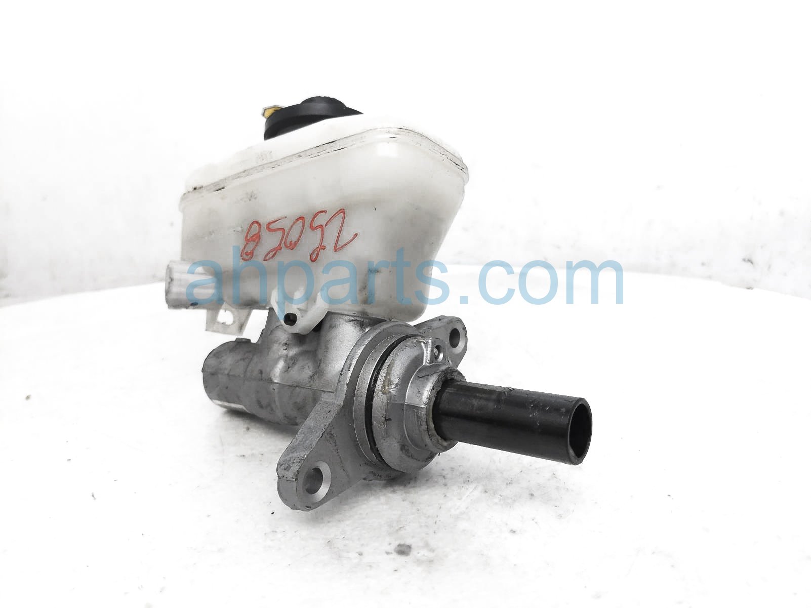 $45 Lexus BRAKE MASTER CYLINDER W/RESERVOIR $45 Lexus BRAKE MASTER CYLINDER W/RESERVOIR