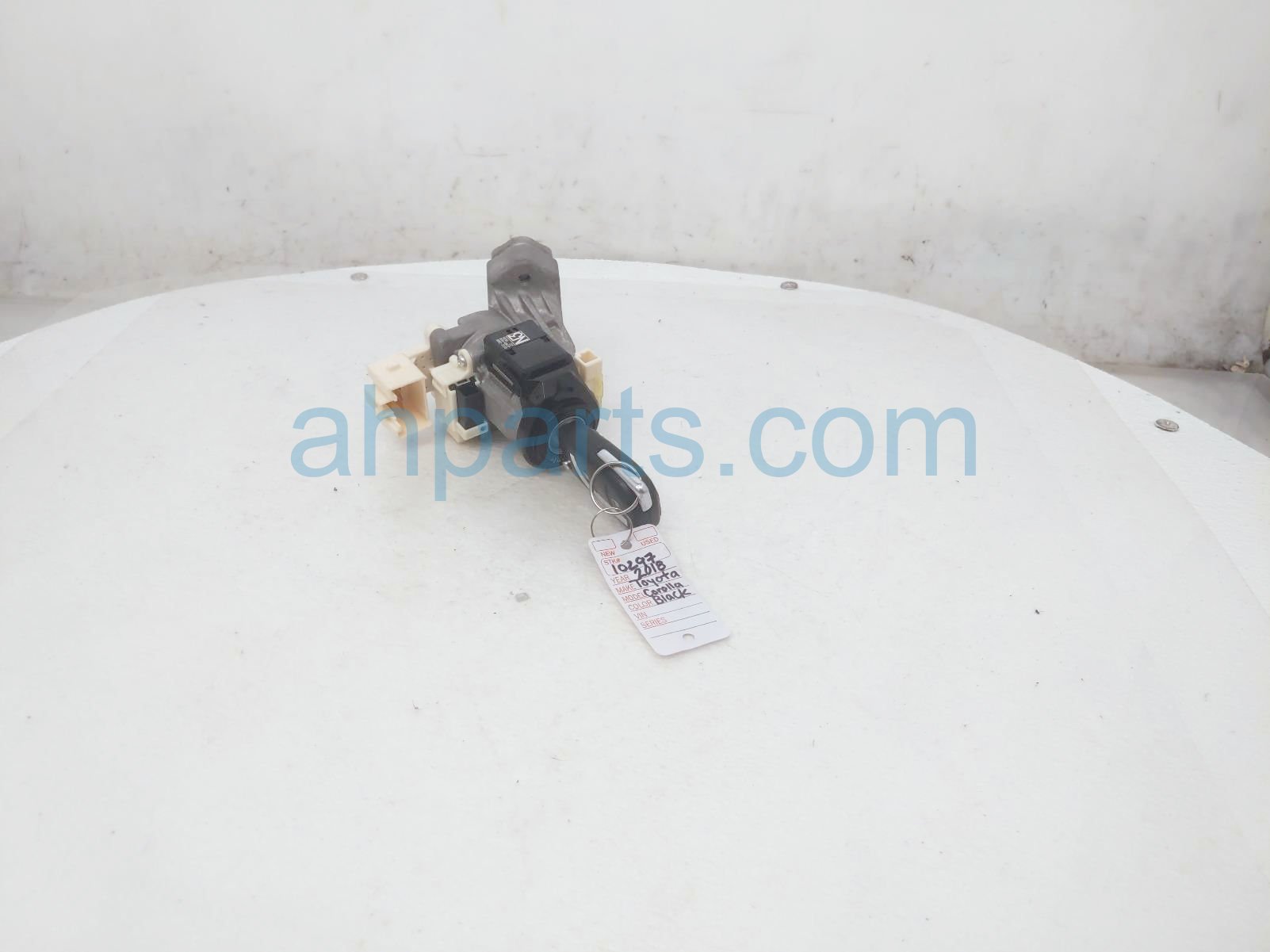 $80 Toyota AT IGNITION SWITCH + KEY