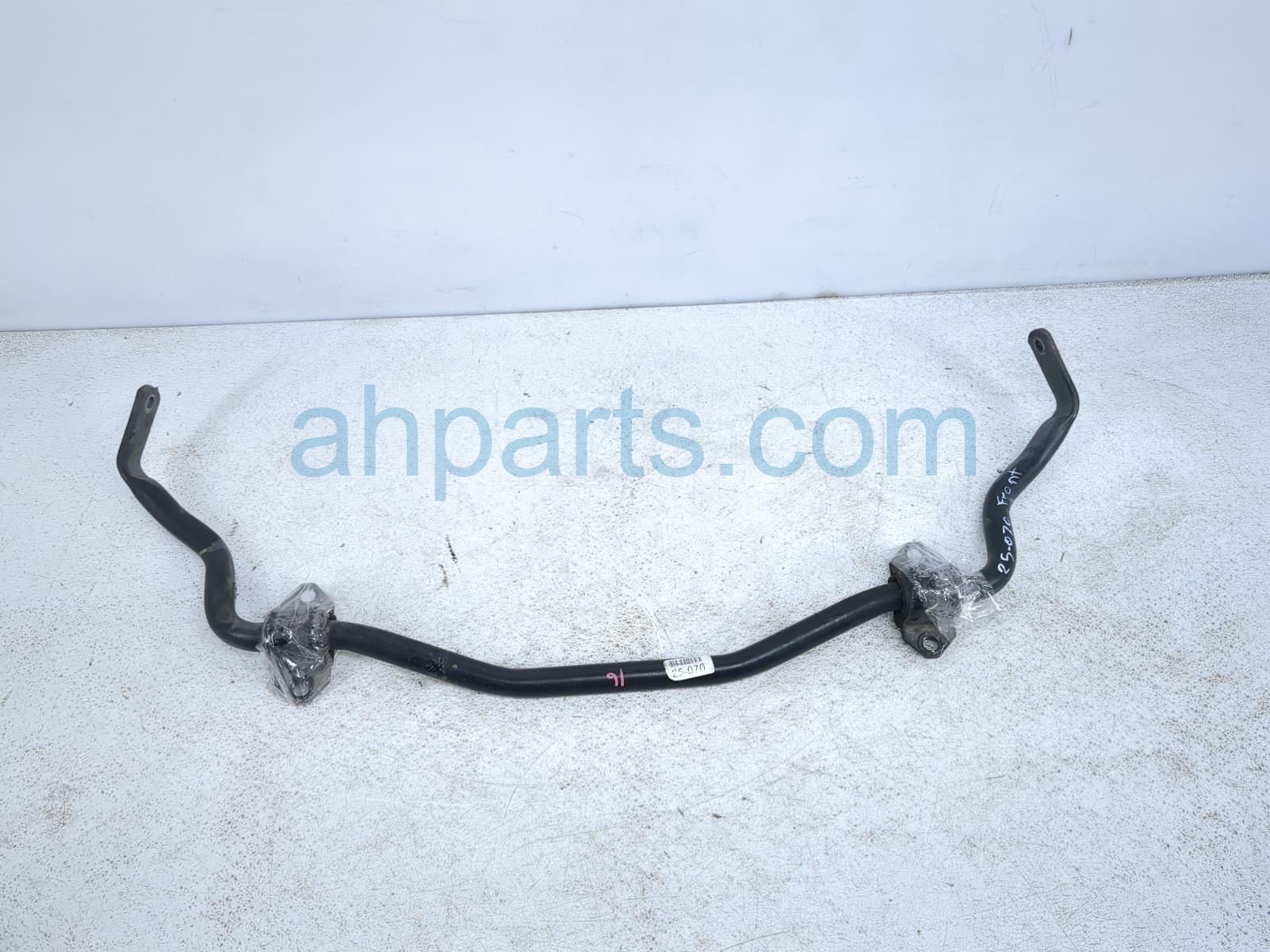 $95 Ford FRONT STABILIZER / SWAY BAR - M/T $95 Ford FRONT STABILIZER / SWAY BAR - M/T