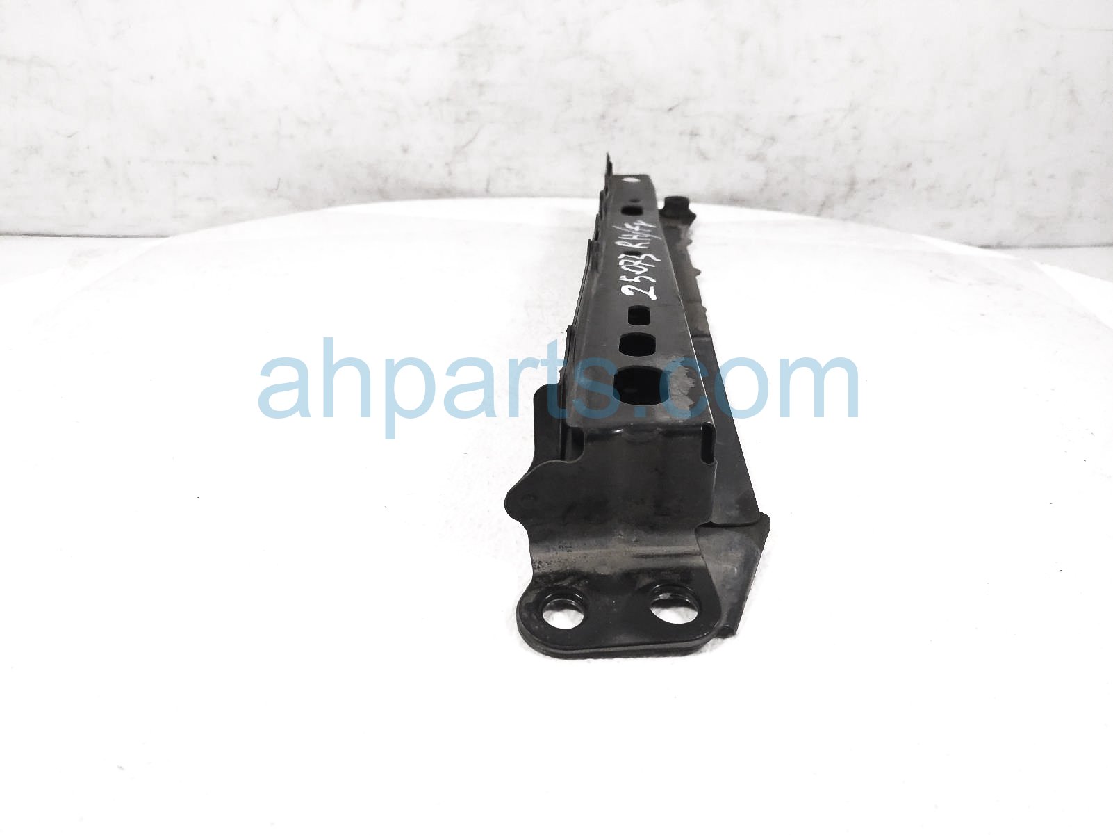 Sold 2018 Toyota Corolla Im Crossmember Front Passenger Sub Frame