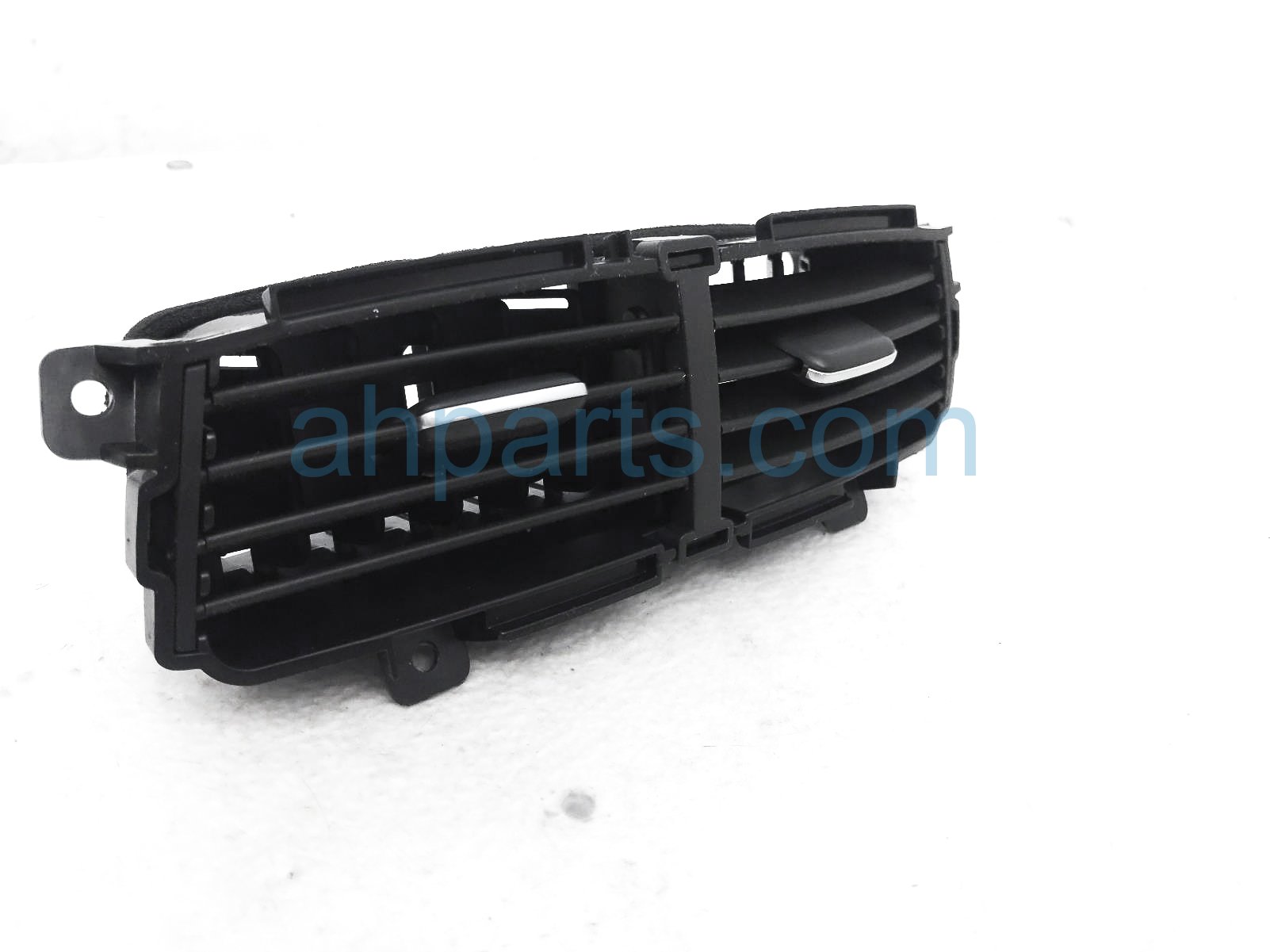 $29 Acura REAR CONSOLE AIR VENT OUTLET $29 Acura REAR CONSOLE AIR VENT OUTLET