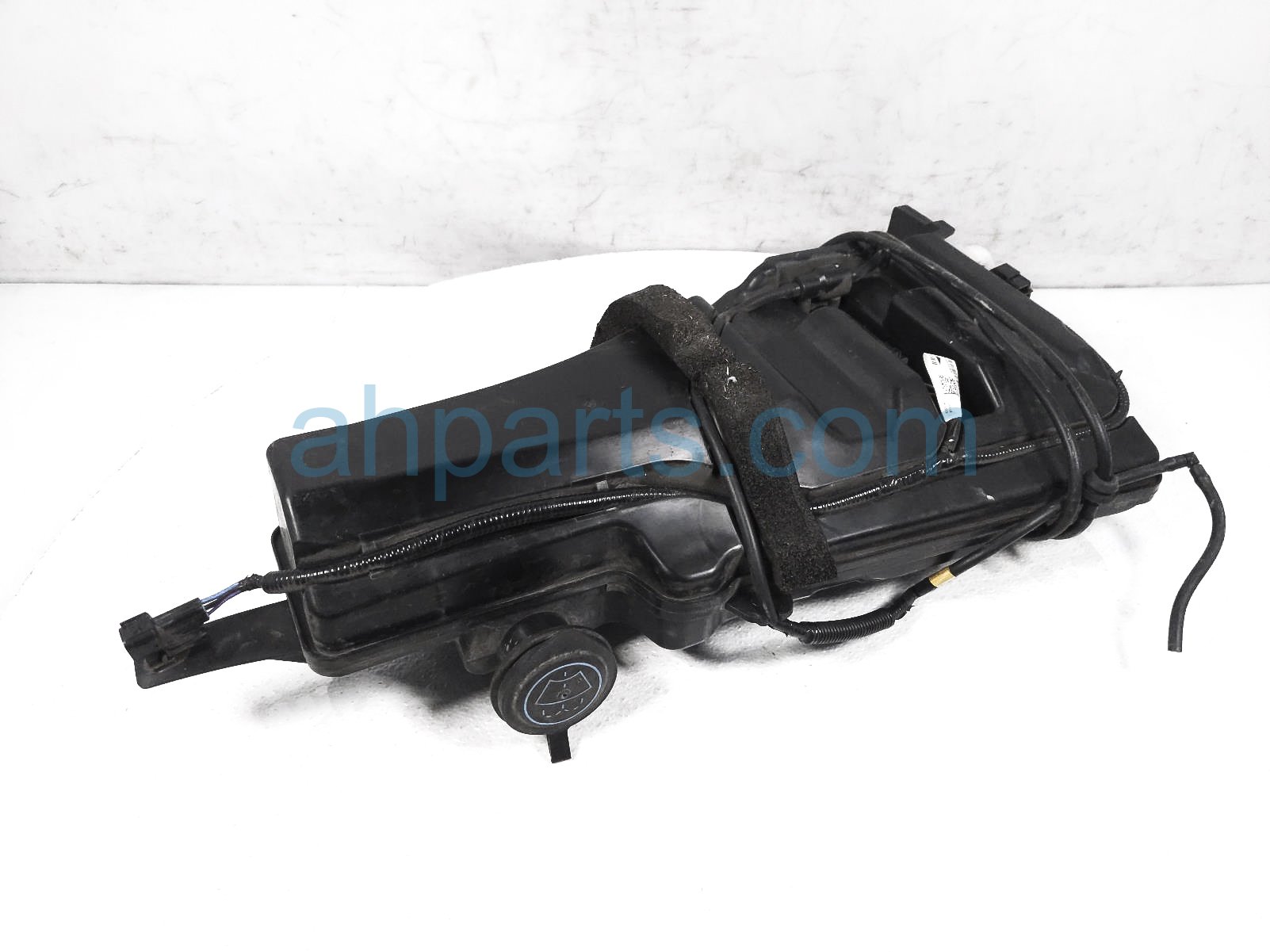 $69 Acura WINDSHIELD WASHER RESERVOIR TANK $69 Acura WINDSHIELD WASHER RESERVOIR TANK