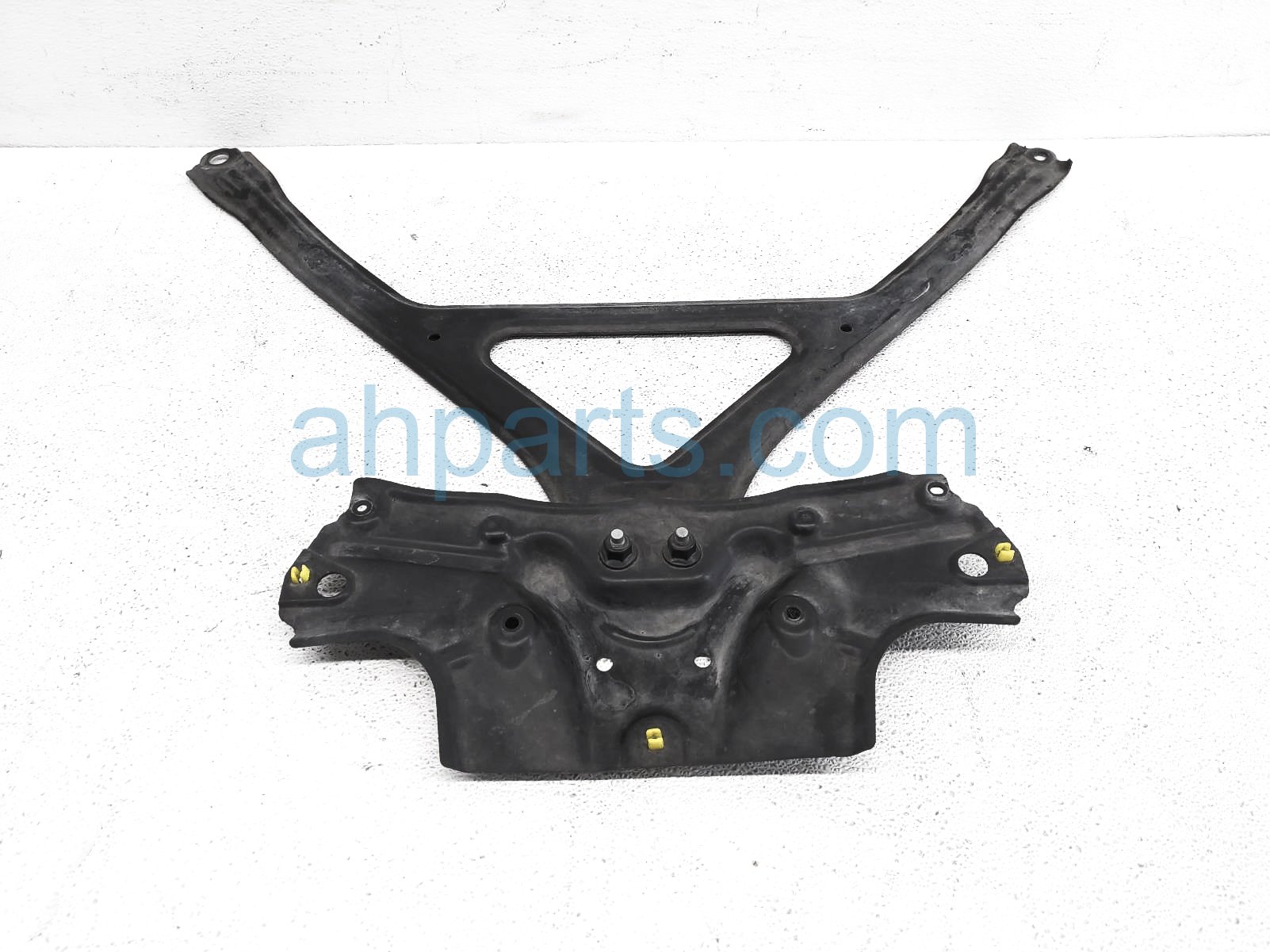 $125 Lexus FRONT CROSSMEMBER SUSPENSION BRACE $125 Lexus FRONT CROSSMEMBER SUSPENSION BRACE